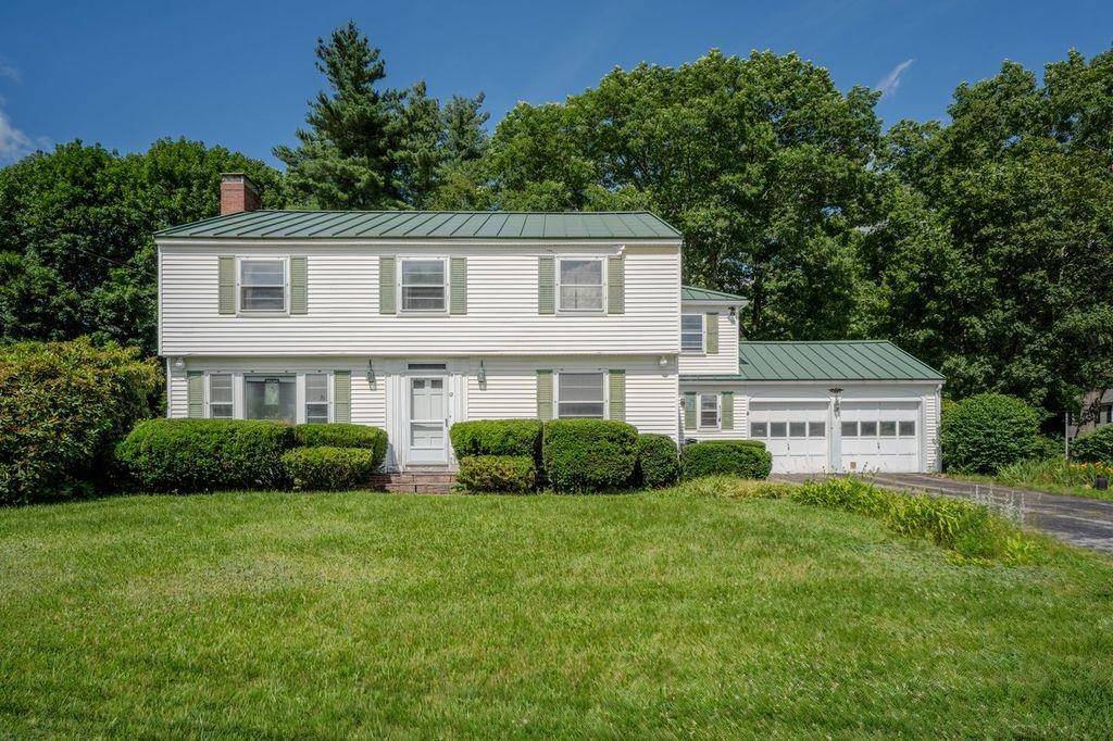 Dover, NH 03820,12 Longmeadow RD
