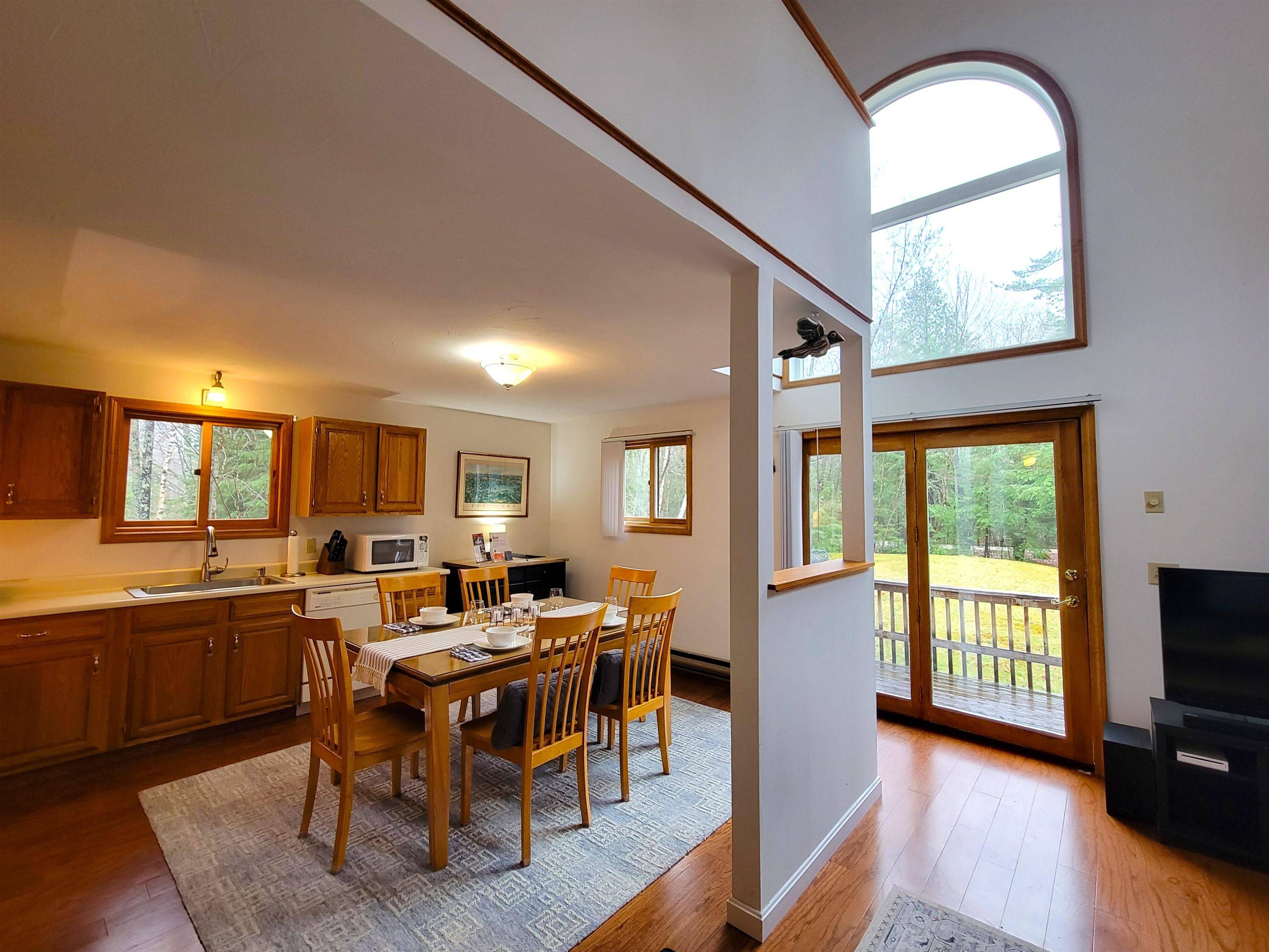 Moultonborough, NH 03254,52 Geneve ST