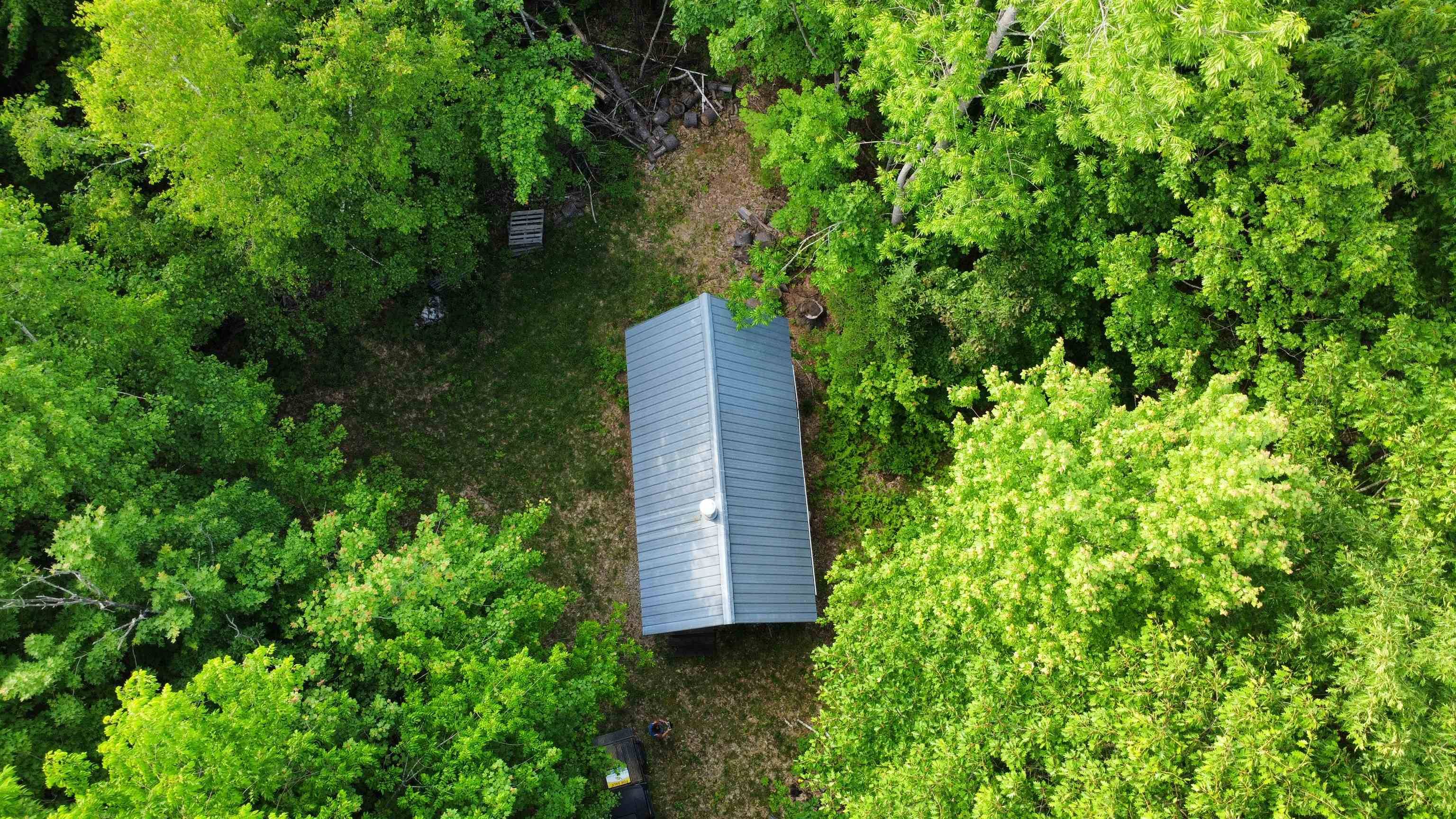Haverhill, NH 03765,882 Morse RD