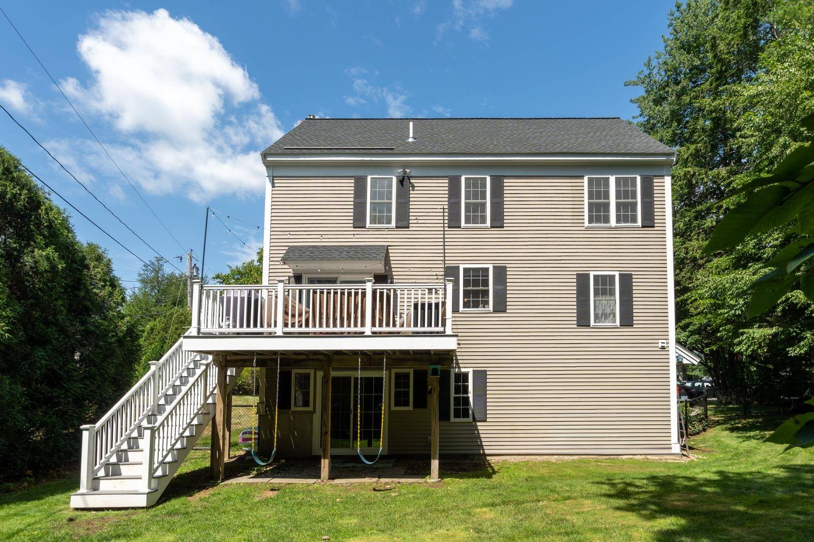 Seabrook, NH 03874,23 Greenleaf DR