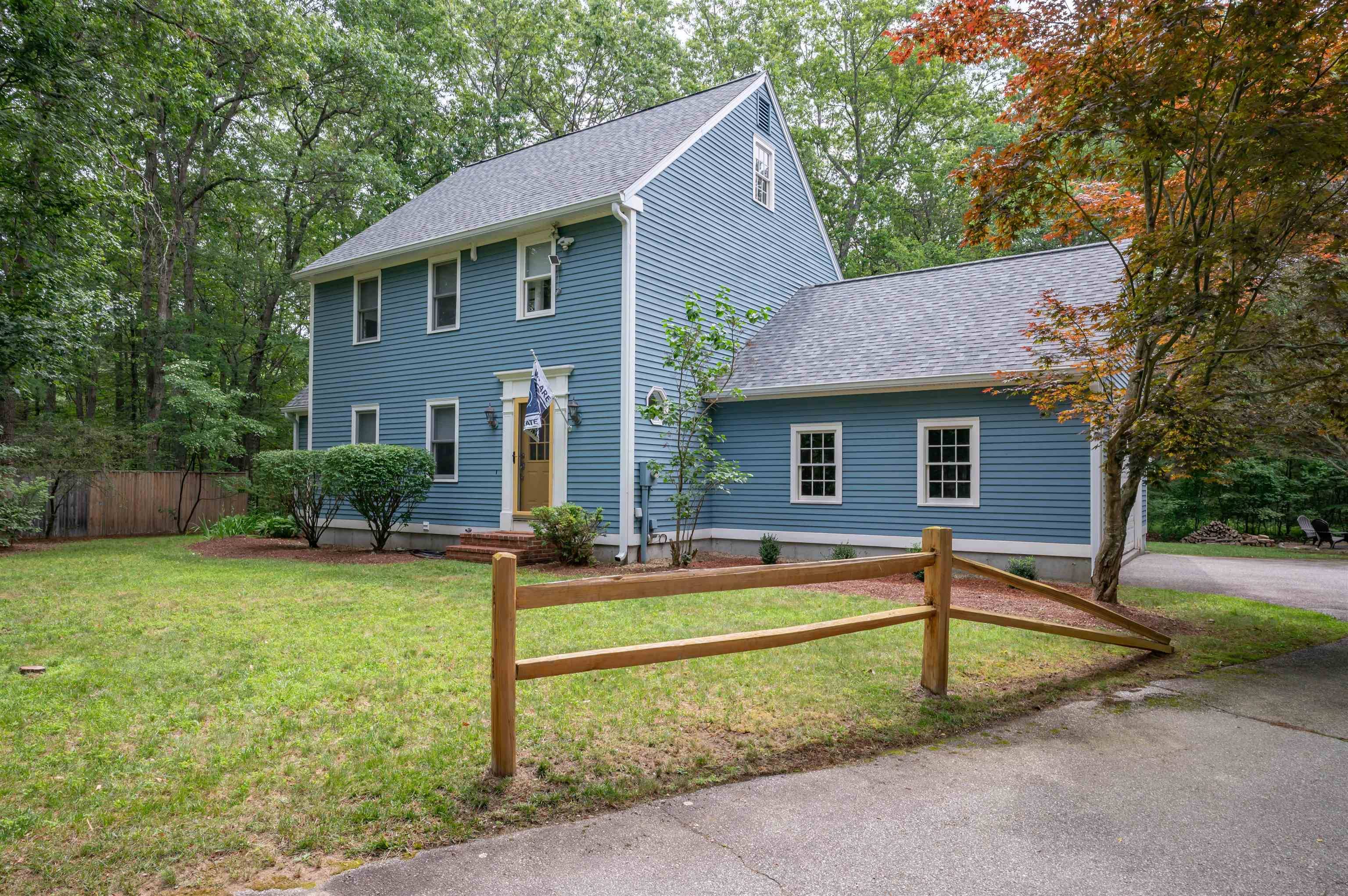 Amherst, NH 03031,21 Tamarack LN