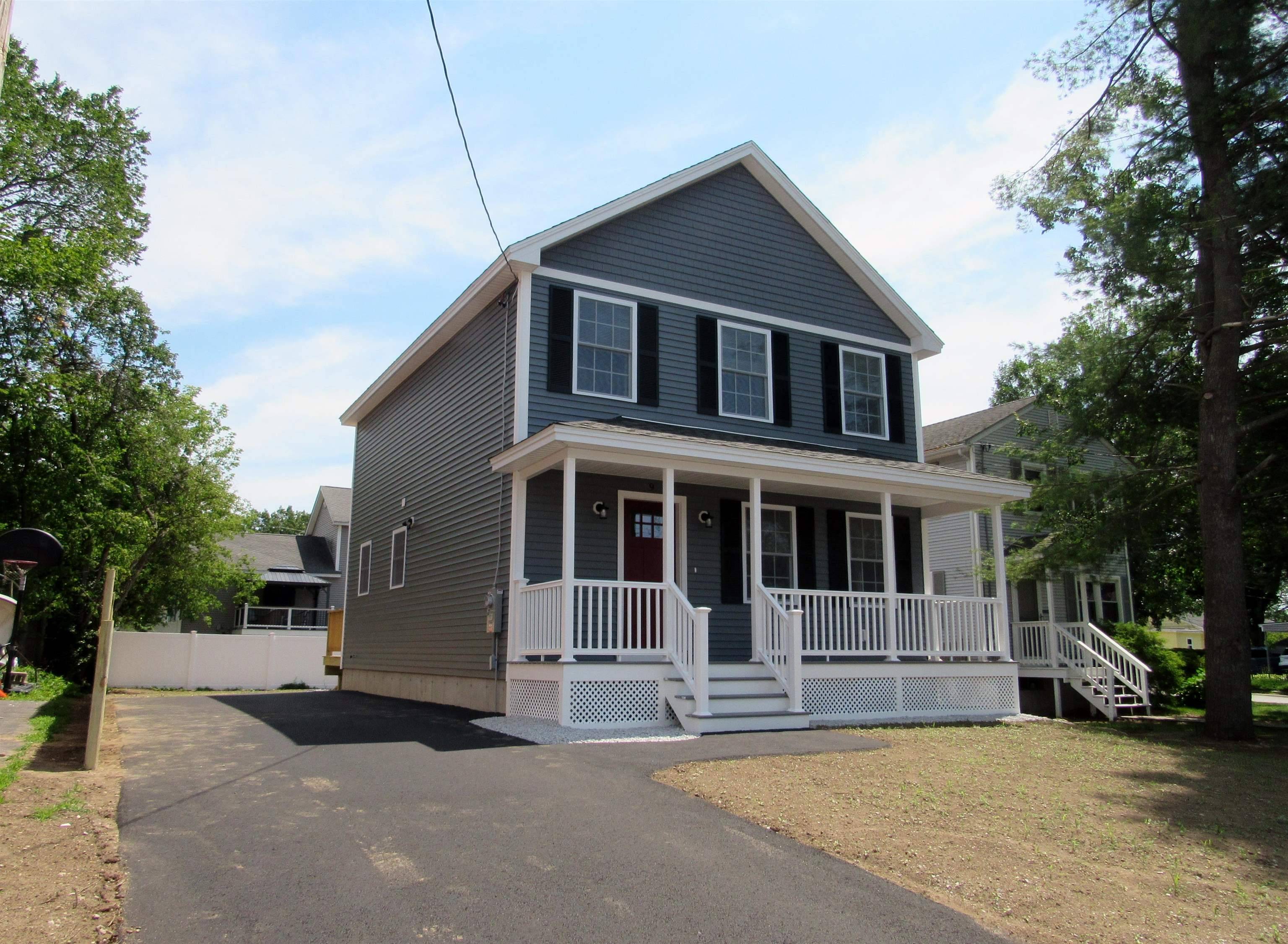 Manchester, NH 03104,9 MISSION AVE