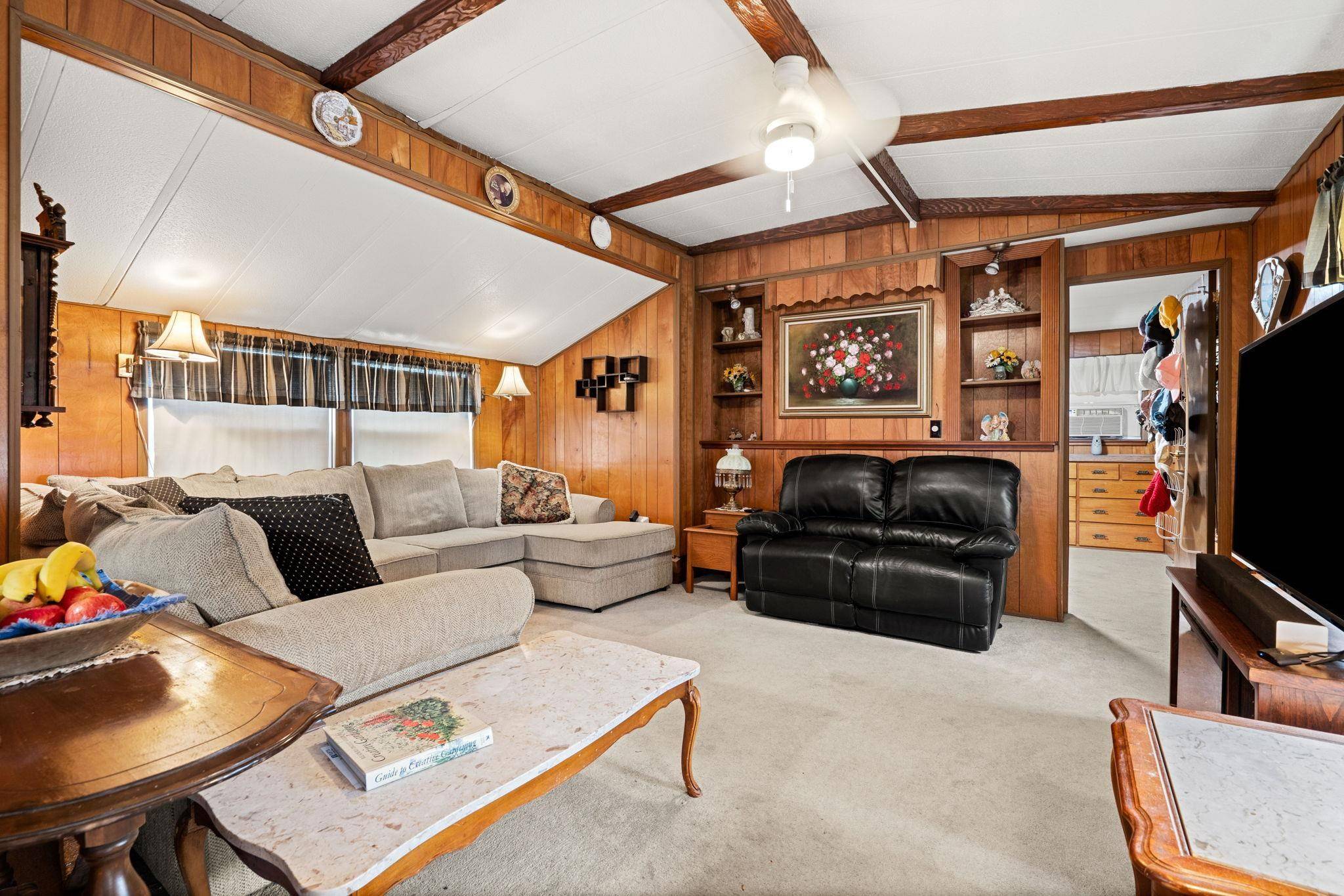 Northwood, NH 03261,3 Esther LN