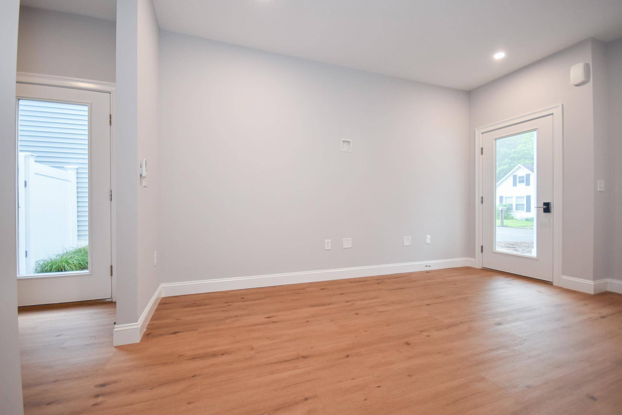 Dover, NH 03820,20 Auburn ST