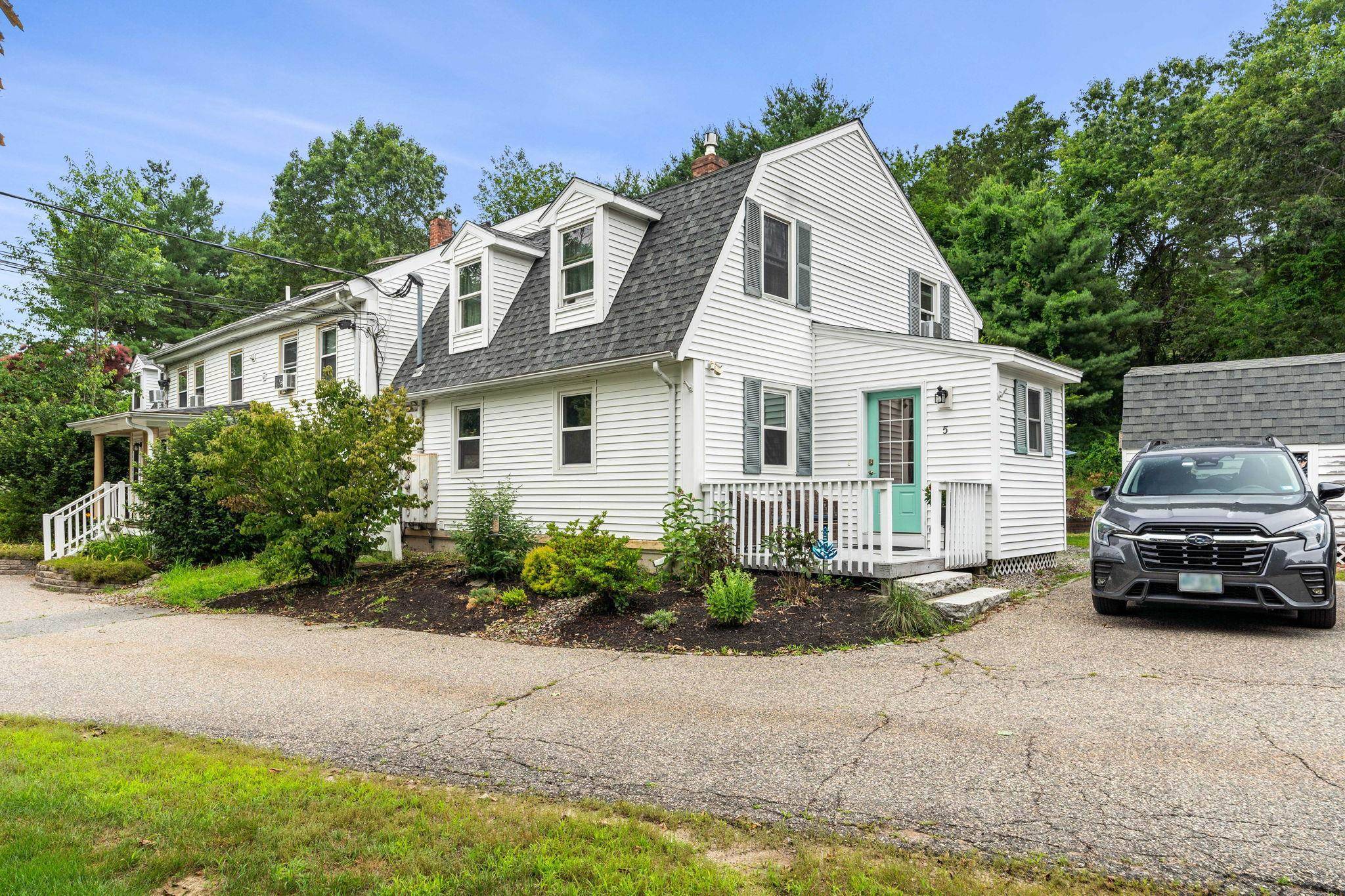 Brentwood, NH 03833,2 River RD #5