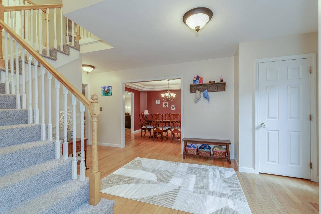 Fremont, NH 03044,31 Tuck DR