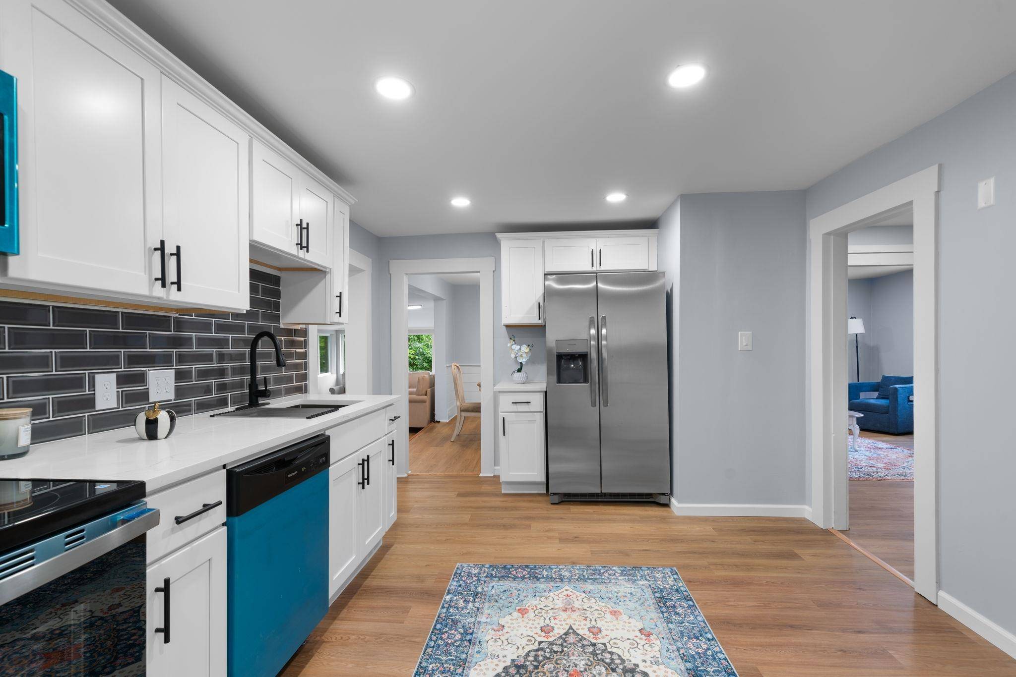 Brookline, NH 03033,5 Bond ST