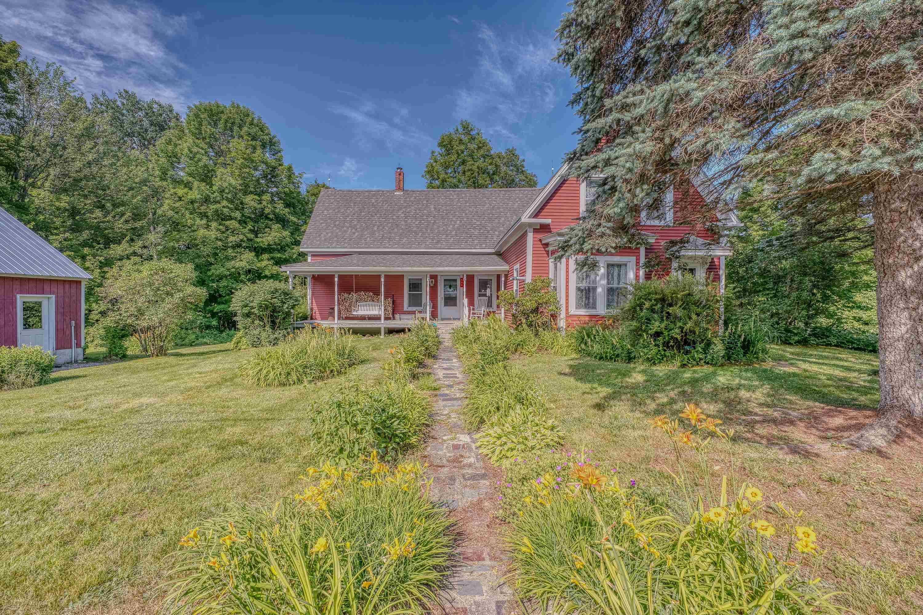 Whitefield, NH 03598,557 Old East RD
