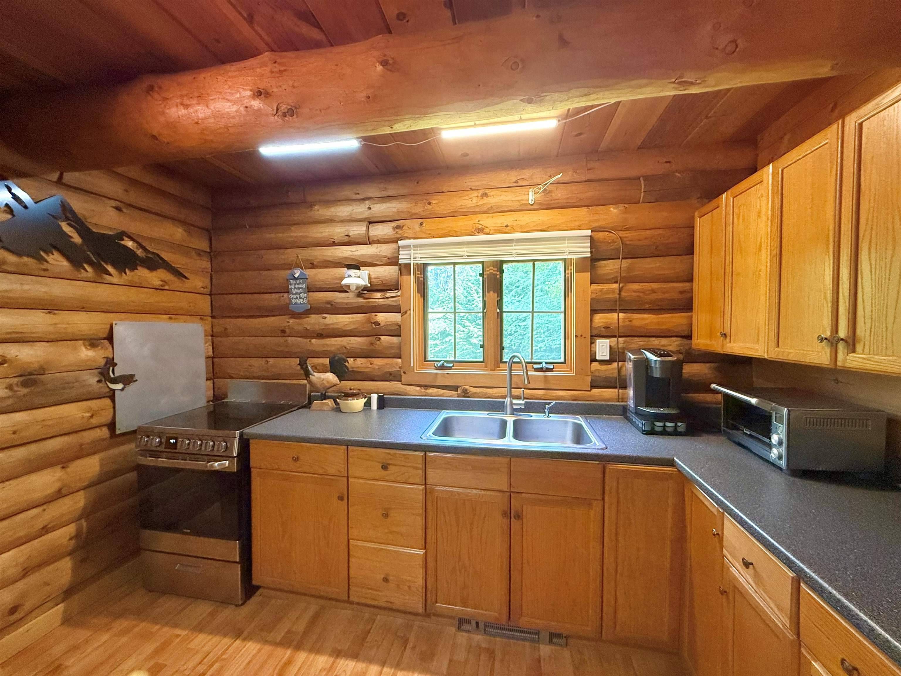 Chester, VT 05143,302 Davidson Hill RD