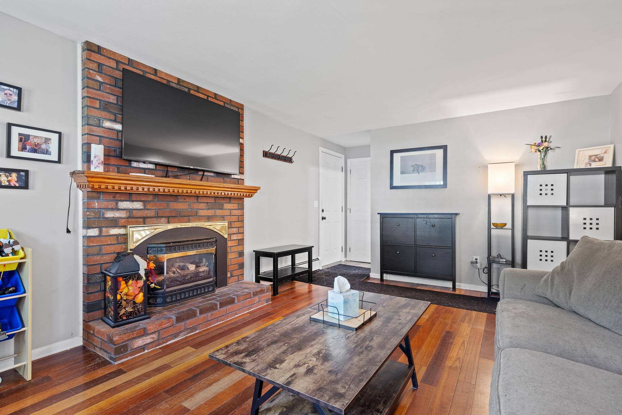 Nashua, NH 03064,38 Monza RD