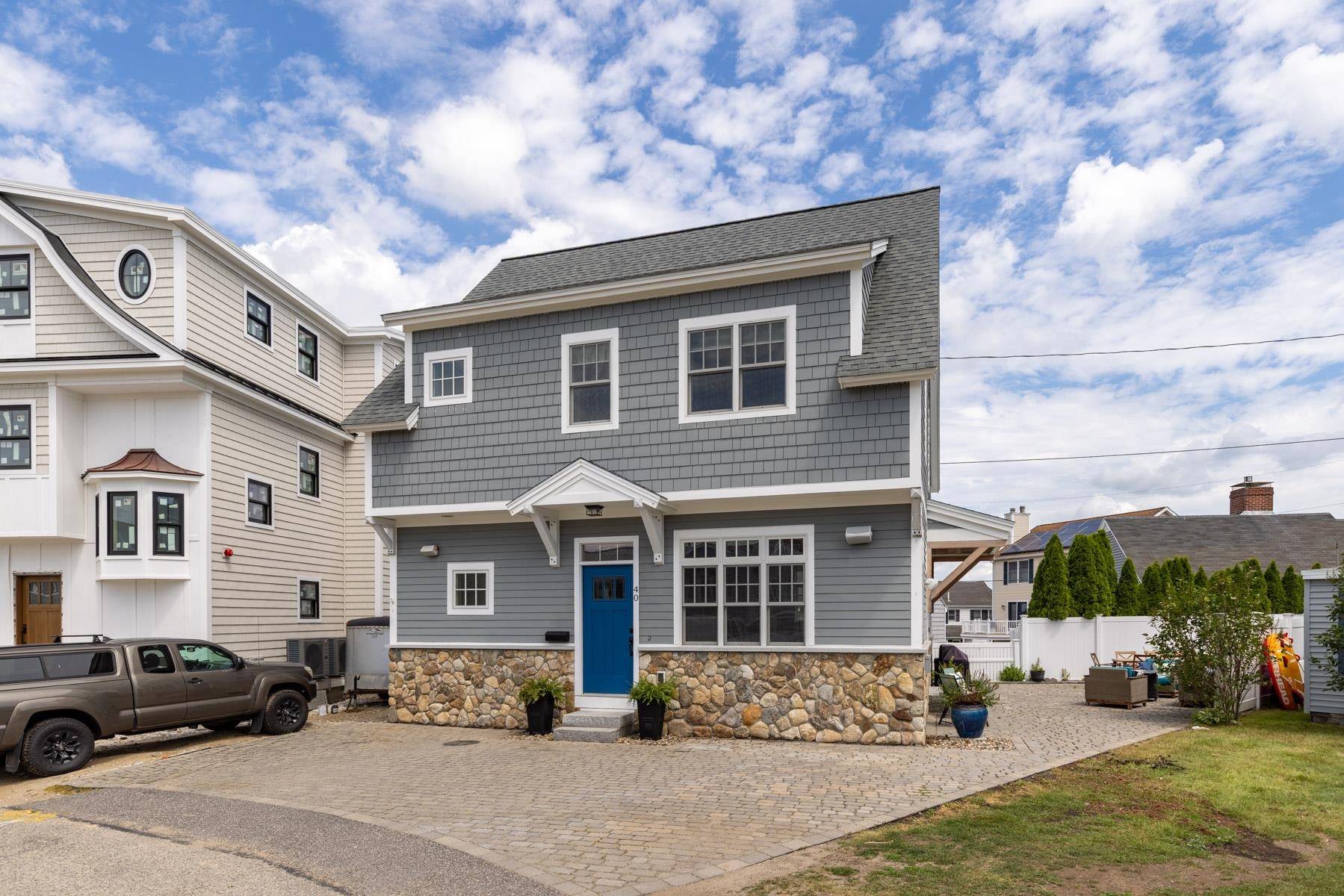 Hampton, NH 03842,40 Boars Head TER
