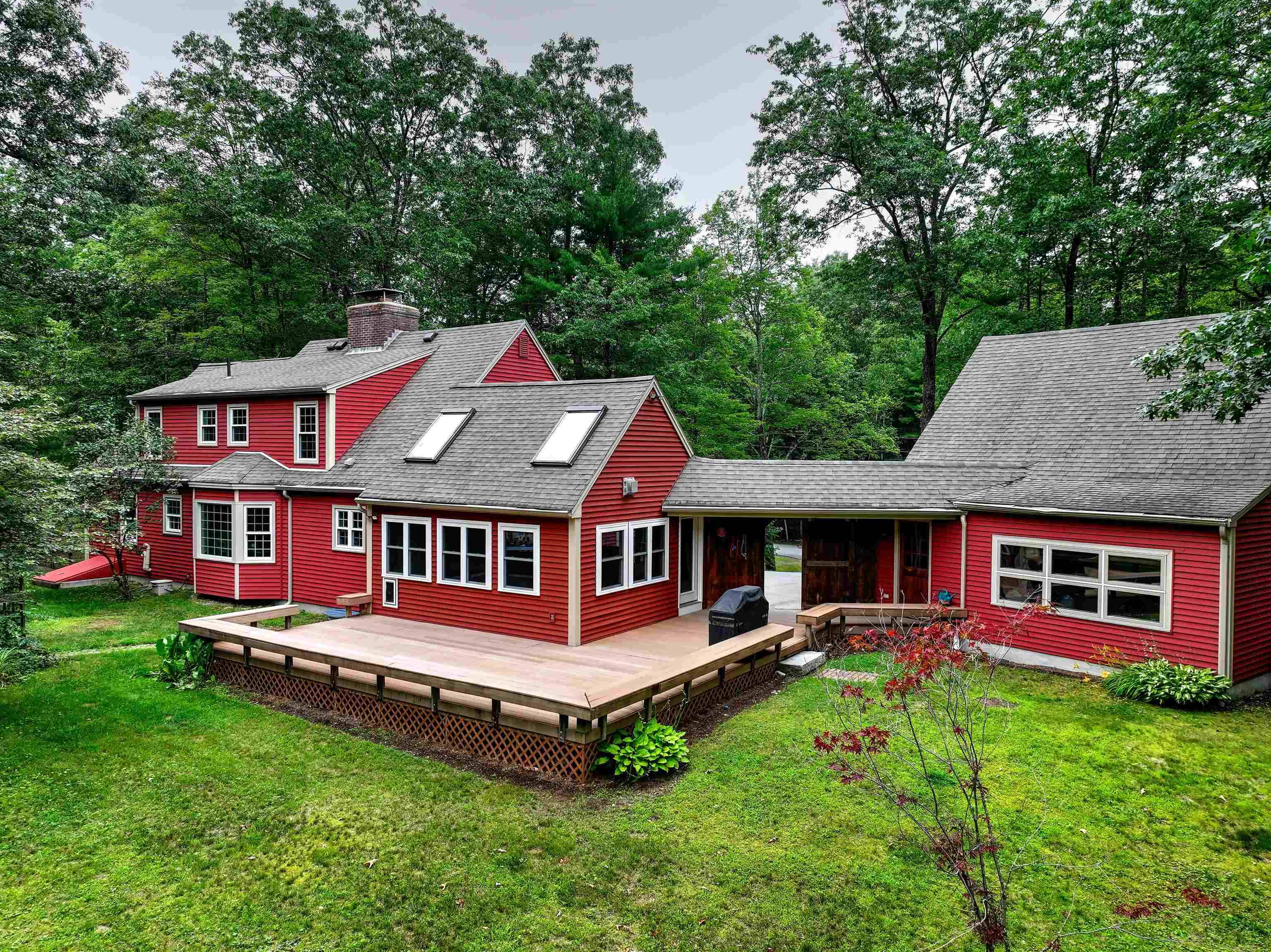 Hollis, NH 03049,24 Laurel Hill RD