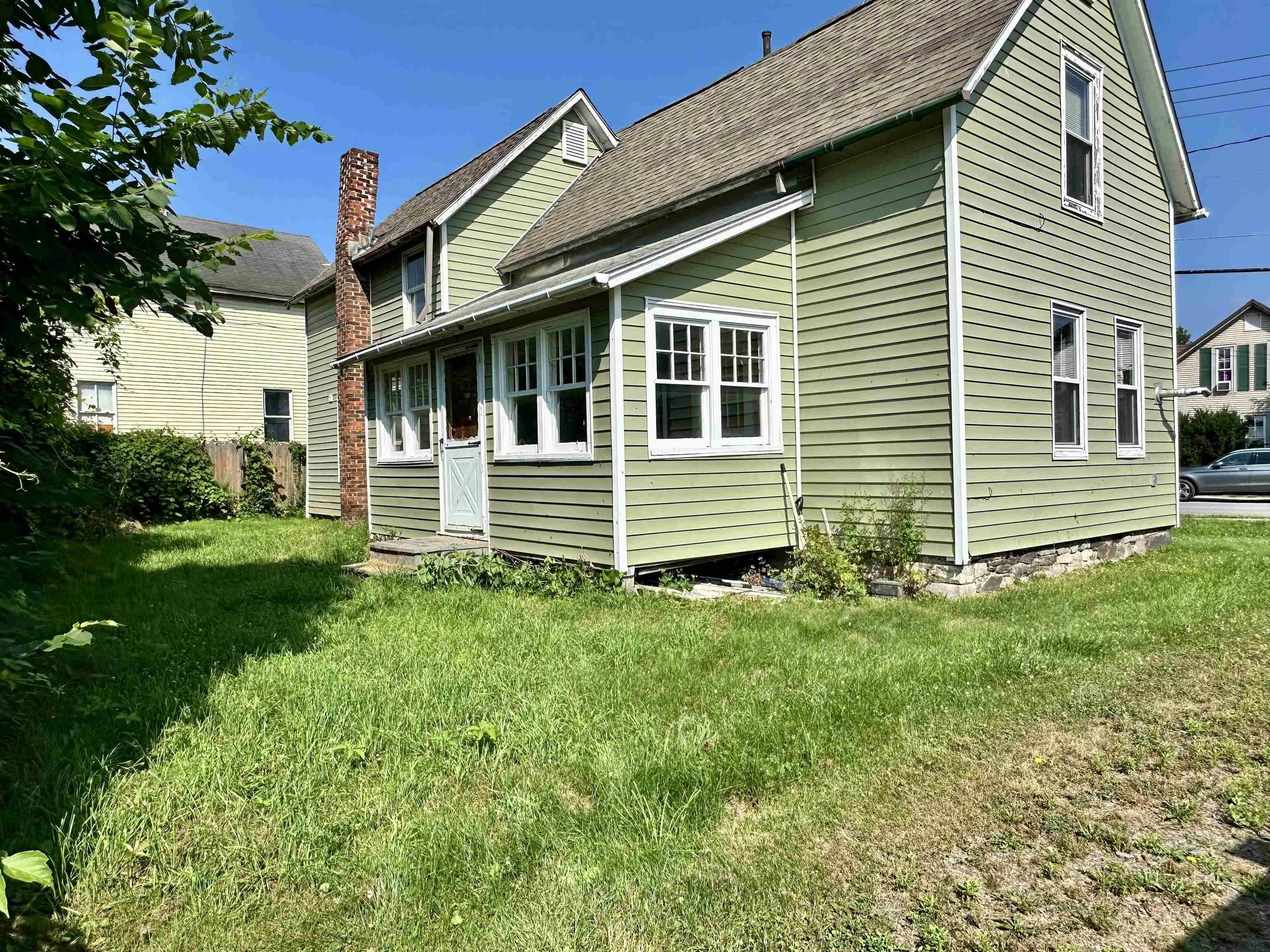 Rutland City, VT 05701,78 River ST