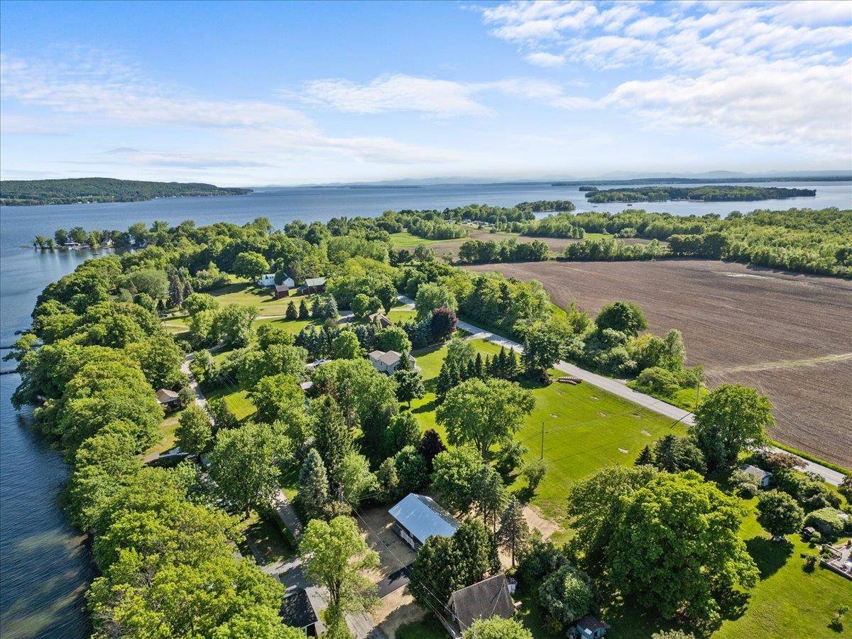 St. Albans Town, VT 05478,102 East Shore DR