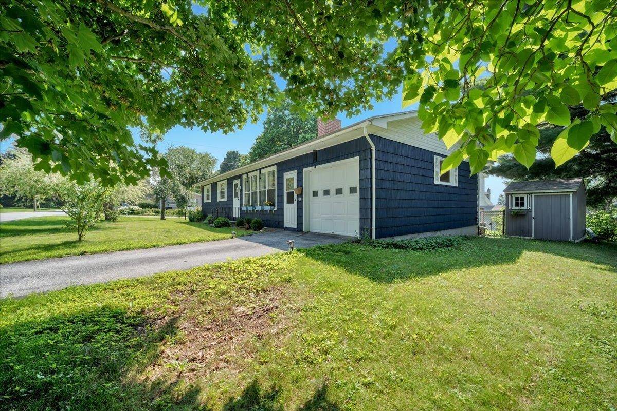 St. Albans City, VT 05478,126 Messenger ST