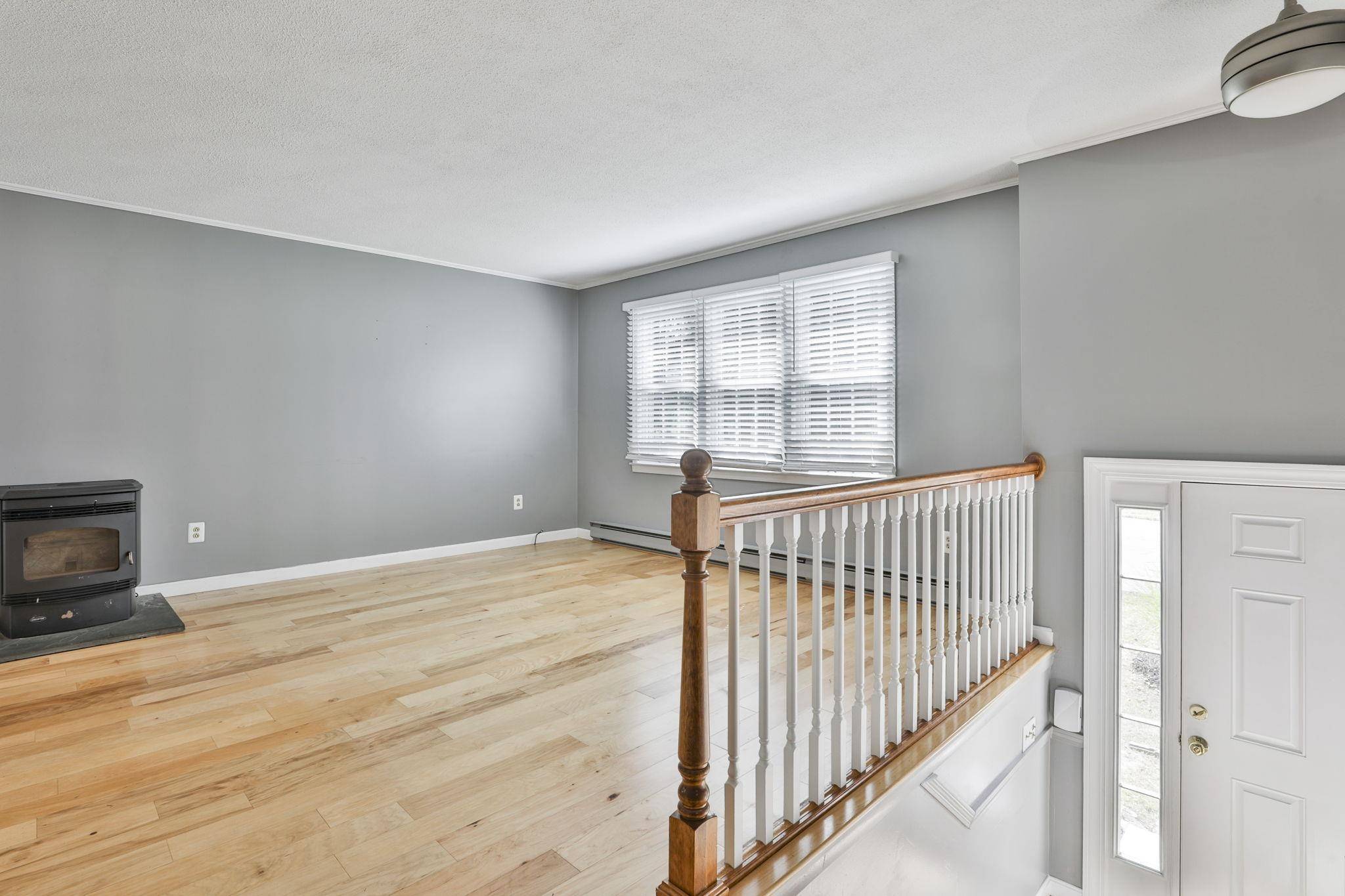 Manchester, NH 03104,574 Oak ST