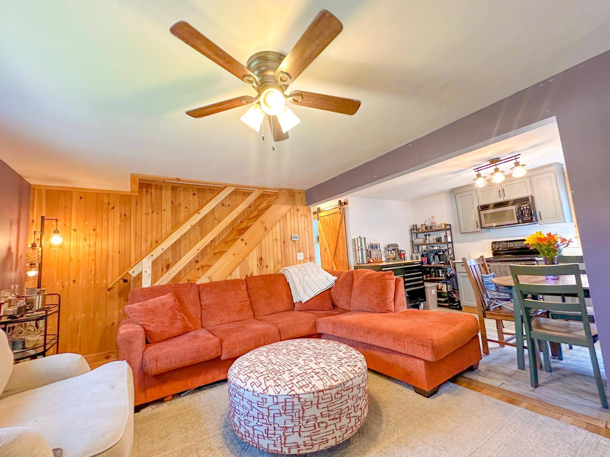 Chester, VT 05143,442 103 S