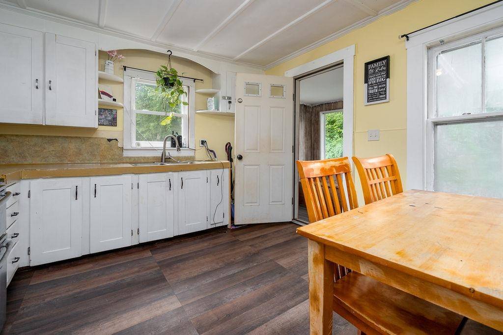 Rochester, NH 03867,38 Strafford RD