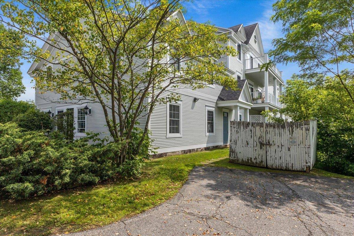 Stowe, VT 05672,44 Park PL ##205