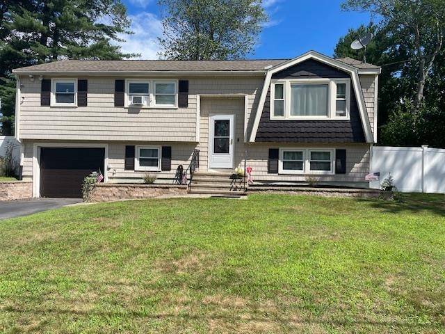Salem, NH 03079,17 Dyer AVE