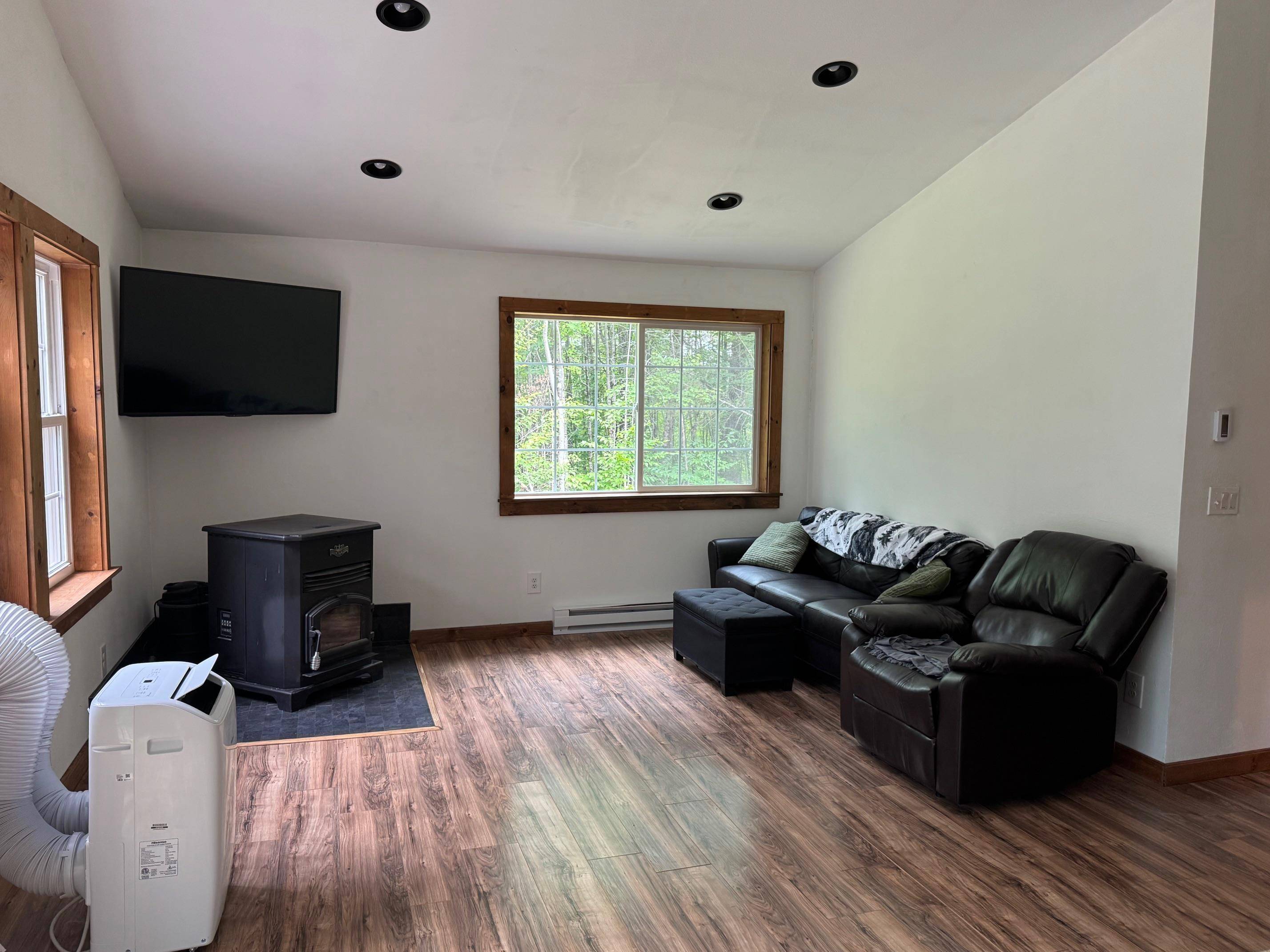 New Durham, NH 03855,2 Saint Moritz RD