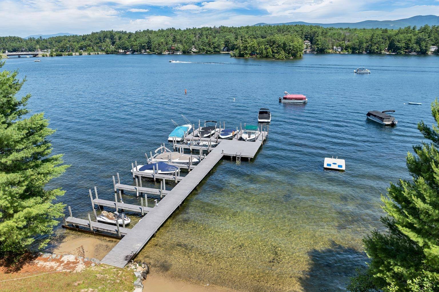 Moultonborough, NH 03254,10 Woodridge RD