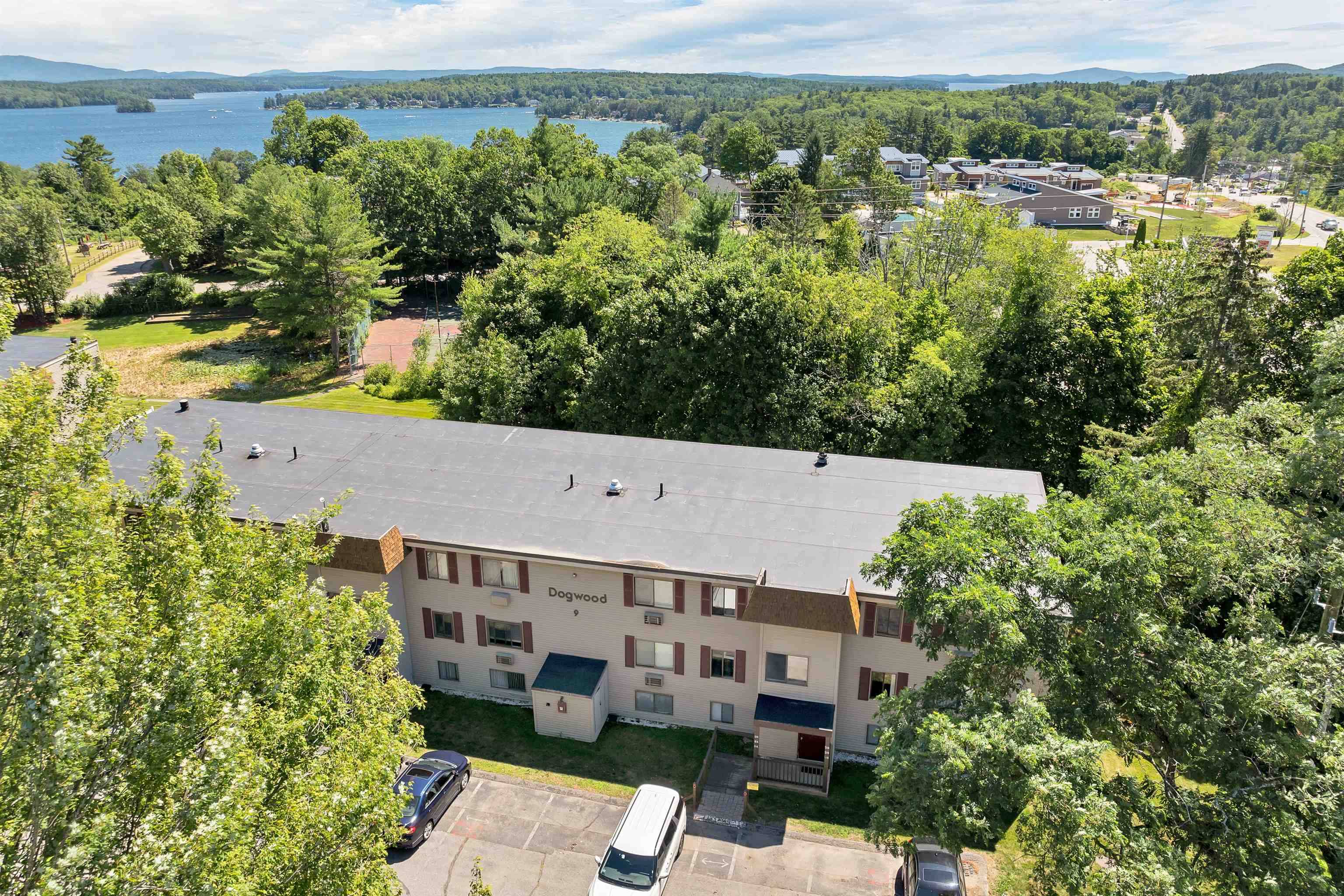 Laconia, NH 02346,9 Treetop CIR #114