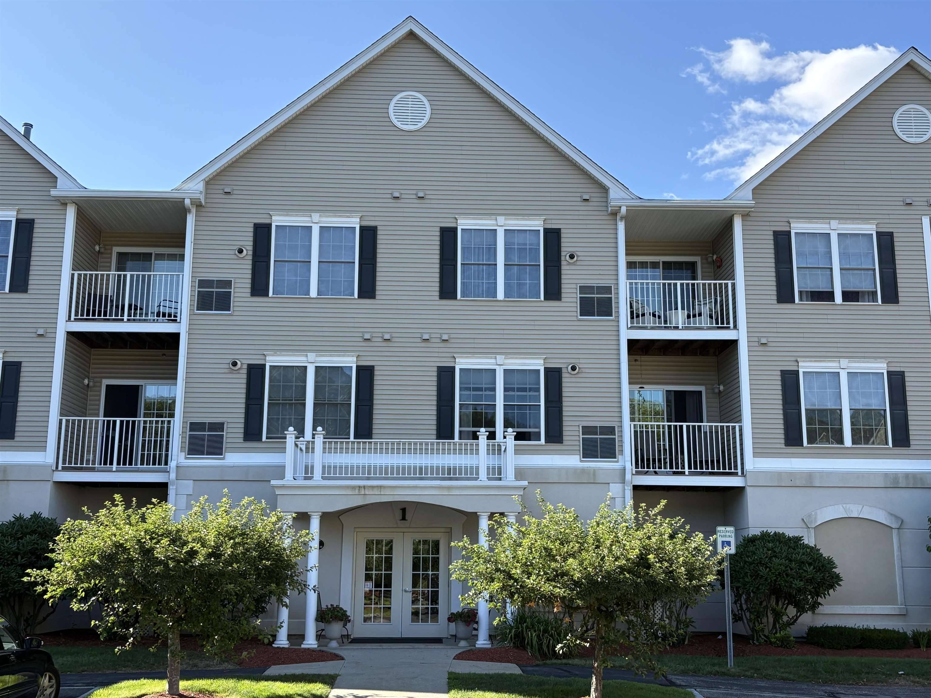 Salem, NH 03079,59 Cluff RD #16