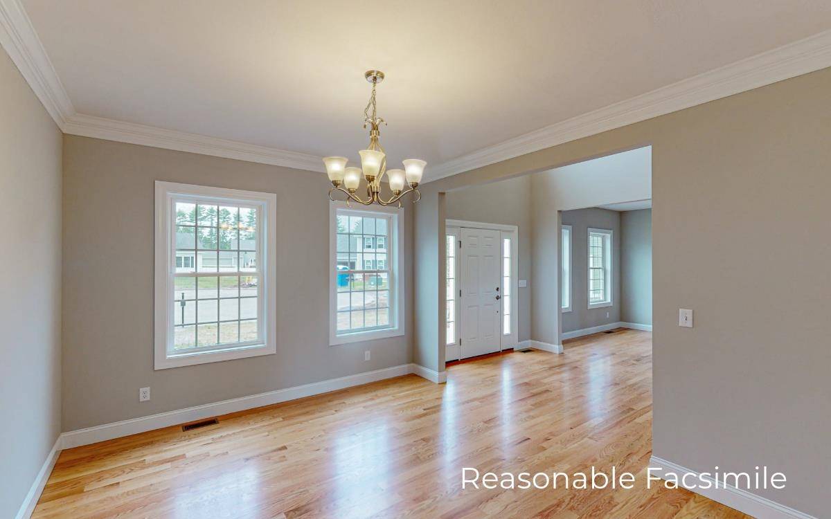 Hudson, NH 03051,19 Griffin RD