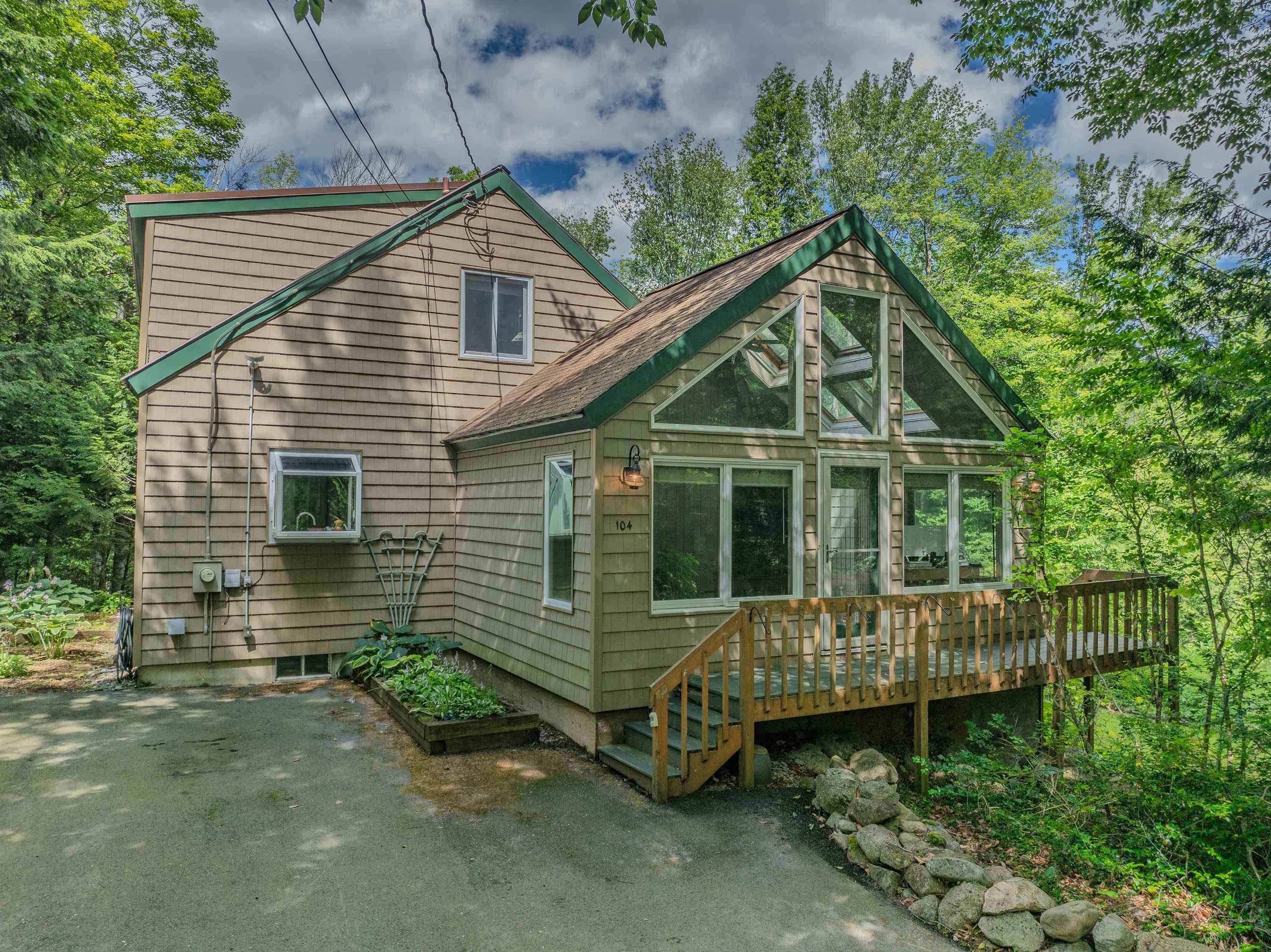 Woodstock, NH 03262,104 Sundance RD