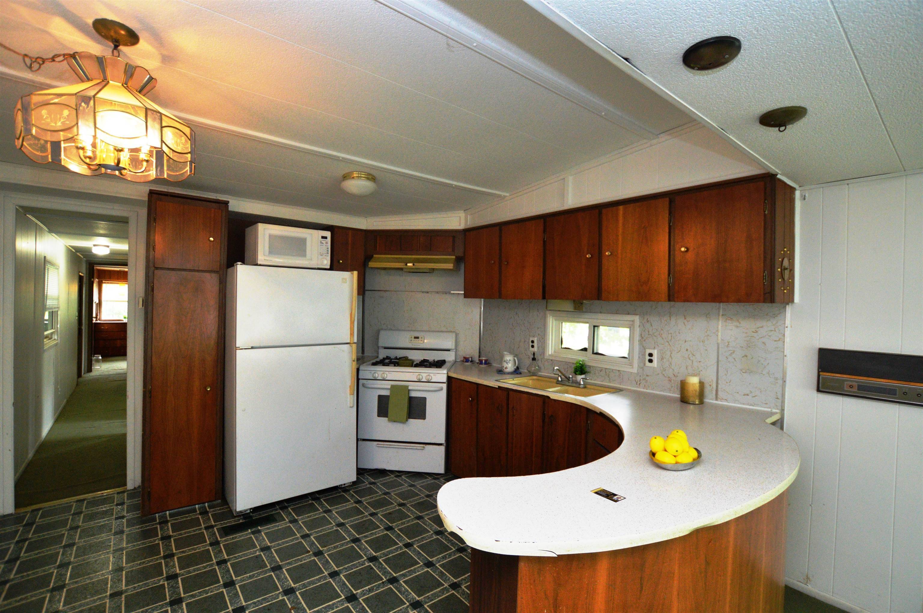 Shelburne, VT 05482,197 Penny LN