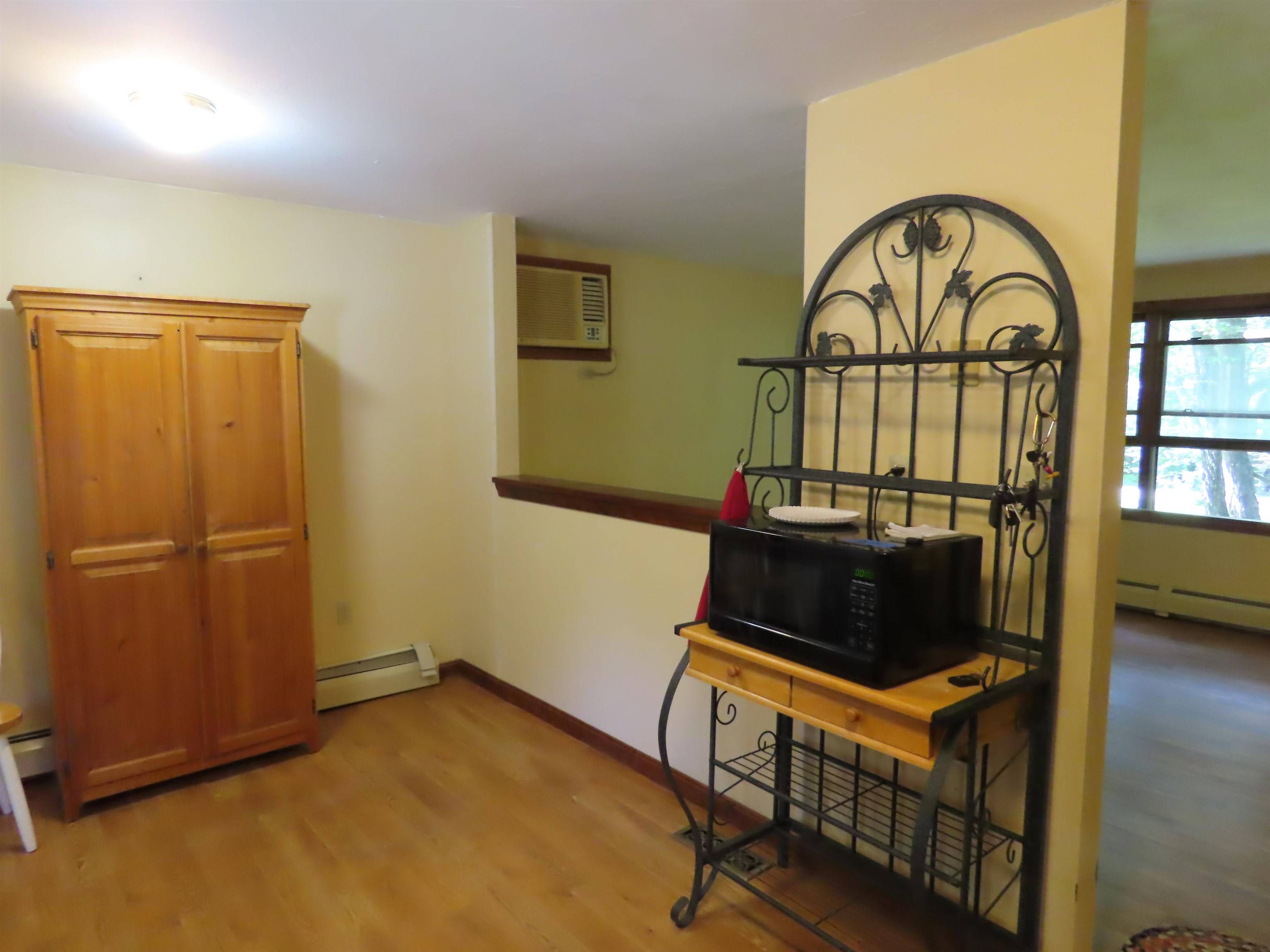 Epsom, NH 03234,153 Mountain RD