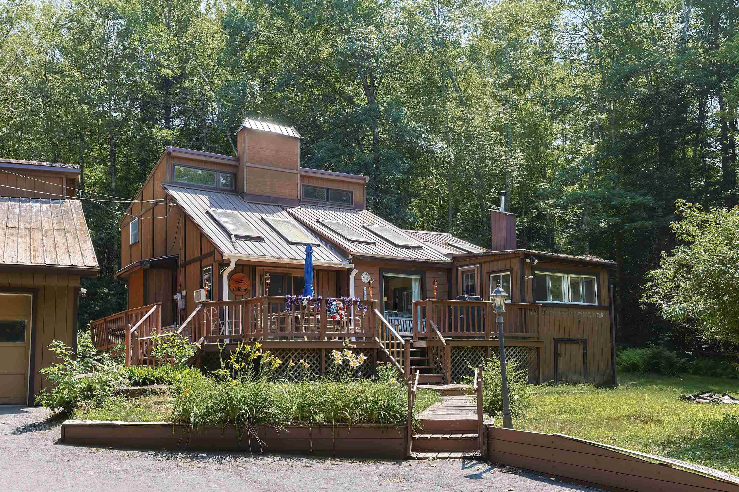 Haverhill, NH 03774,580 Country Land DR