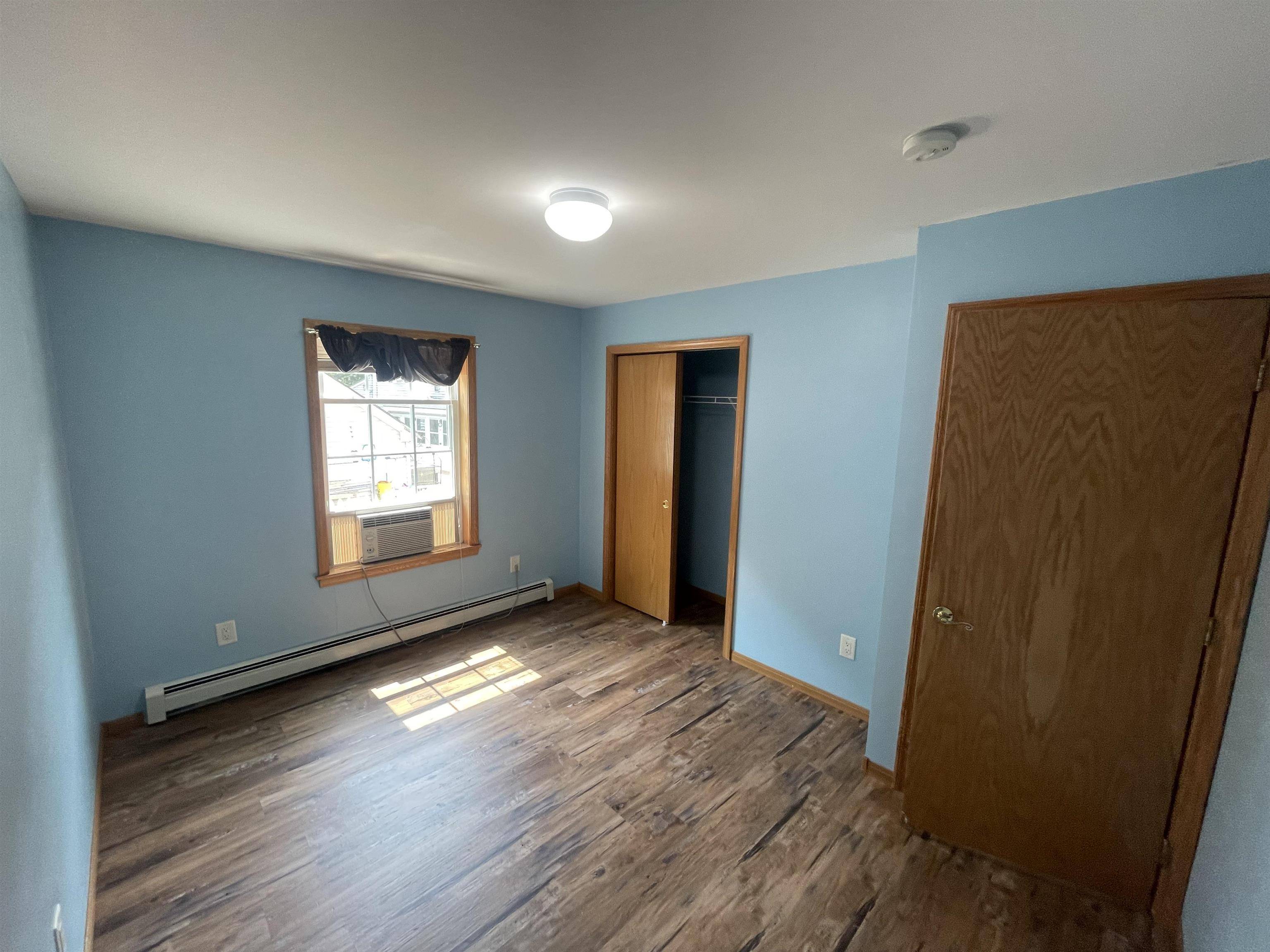 Rochester, NH 03867,22 State ST