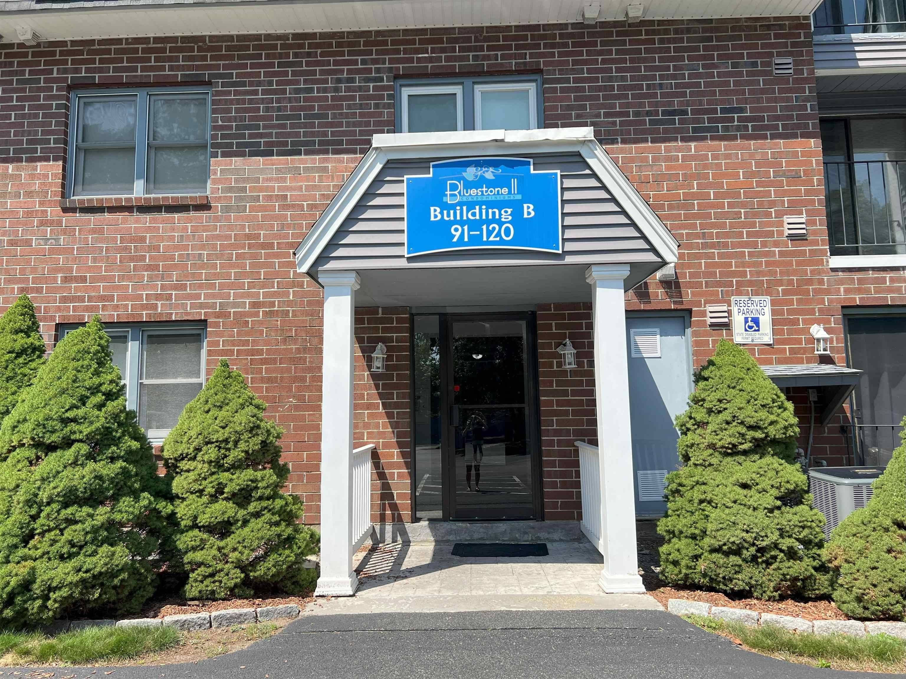 Nashua, NH 03060,113 Bluestone DR