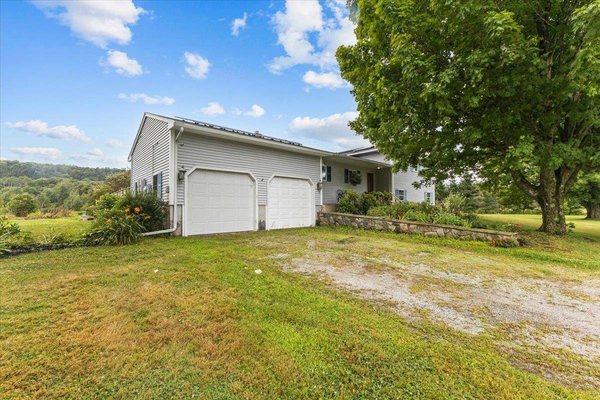 Fairfax, VT 05454,733 Buck Hollow RD