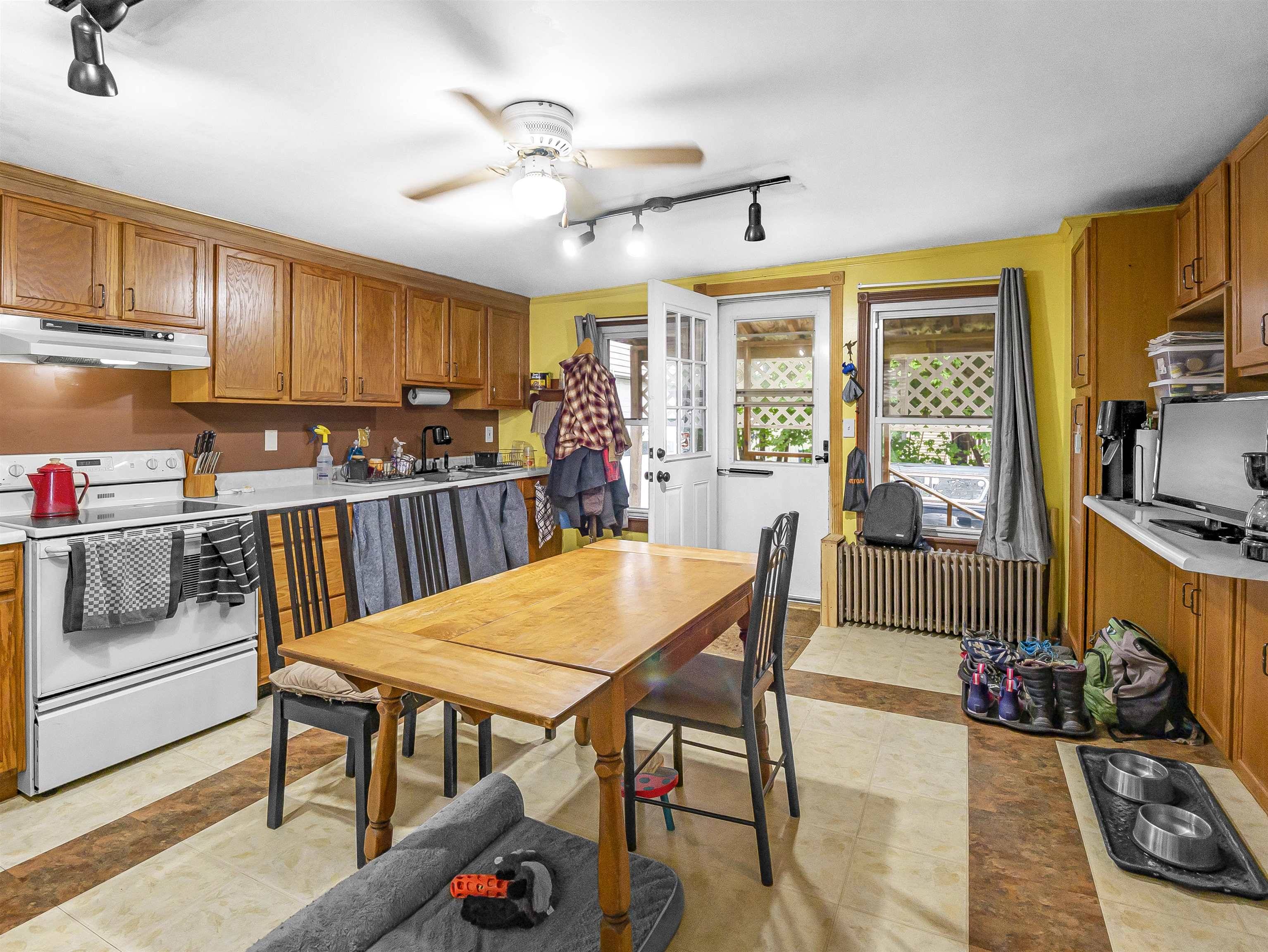 Rutland City, VT 05701,39 Forest ST