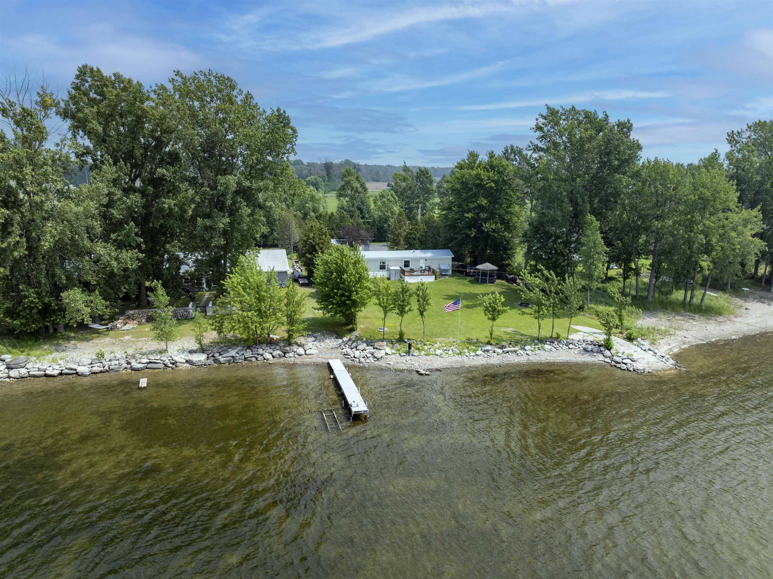 Alburgh, VT 05440,279 Hunter North RD