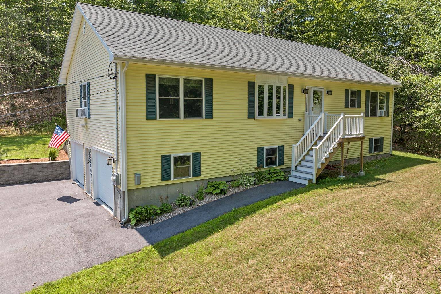 Wakefield, NH 03872,790 Canal RD