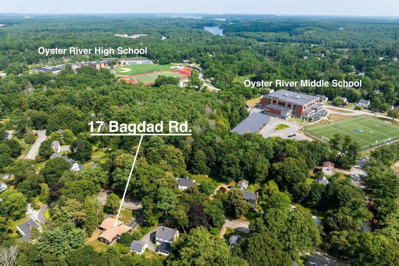 Durham, NH 03824,17 Bagdad RD