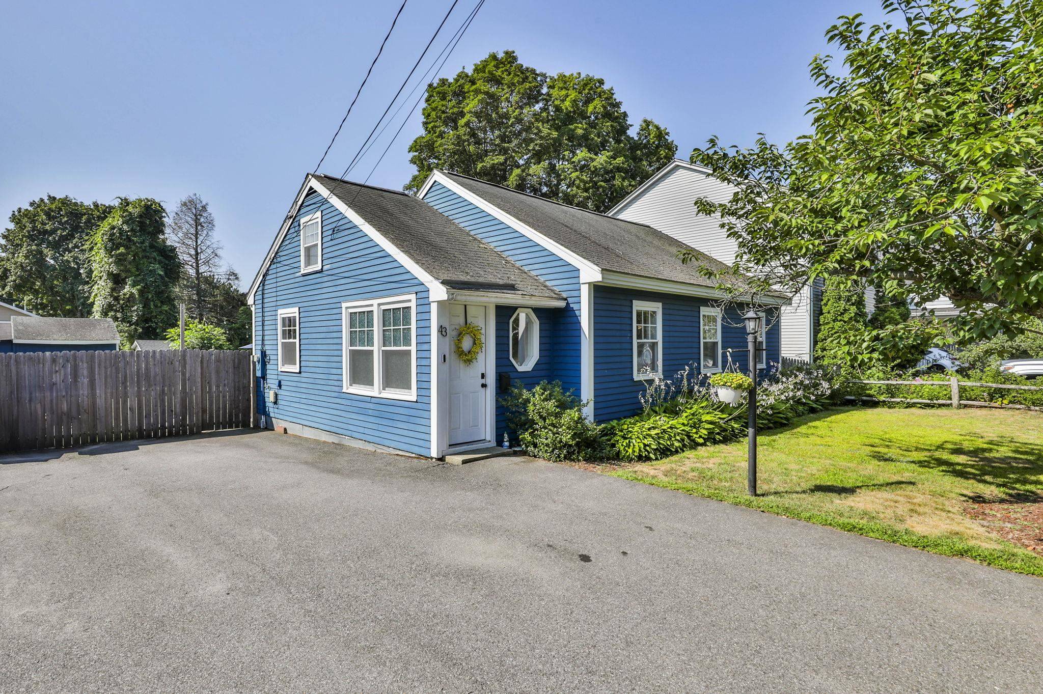 Nashua, NH 03060,43 King ST