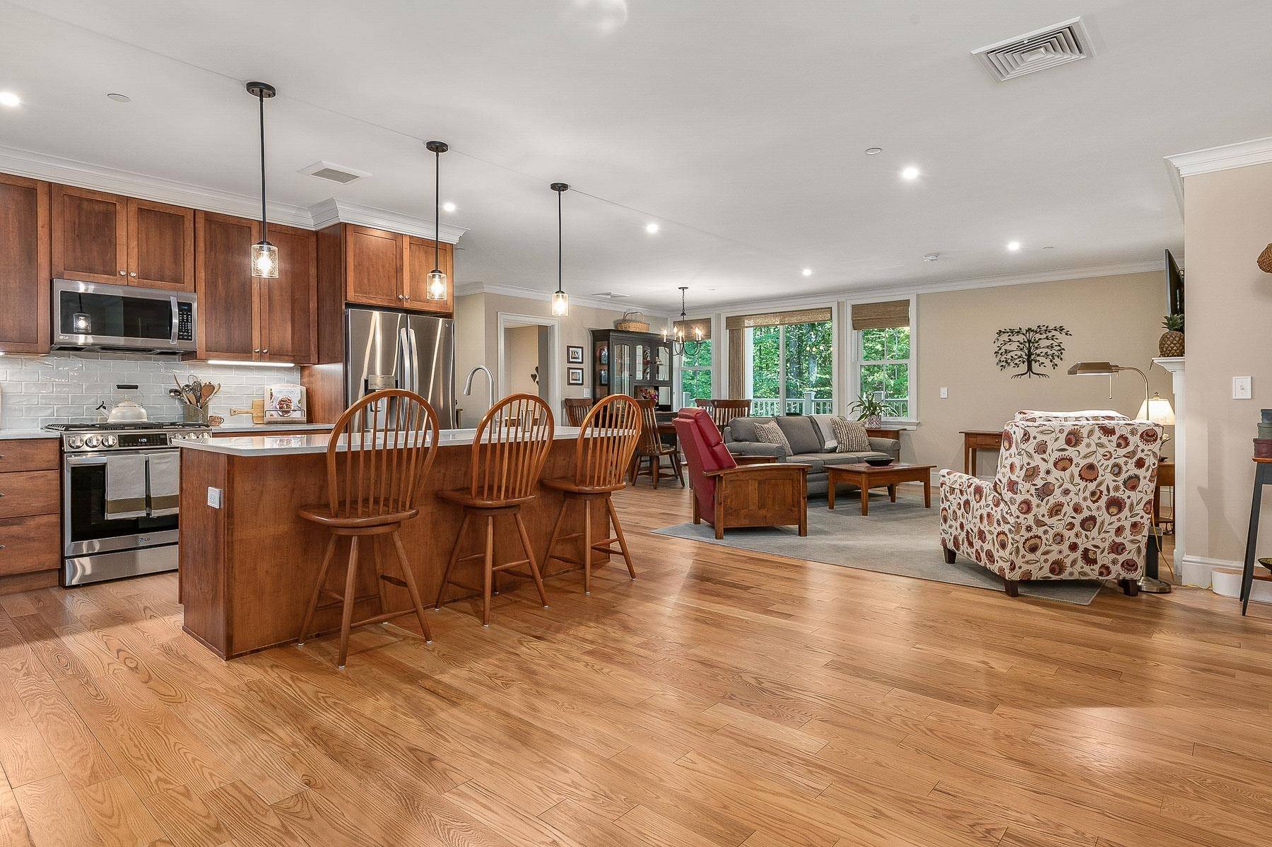 Exeter, NH 03833,32 Willey Creek RD #203