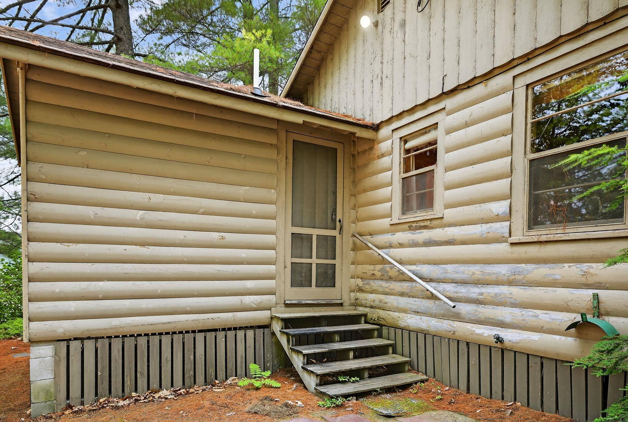 Wakefield, NH 03872,355 Davis RD