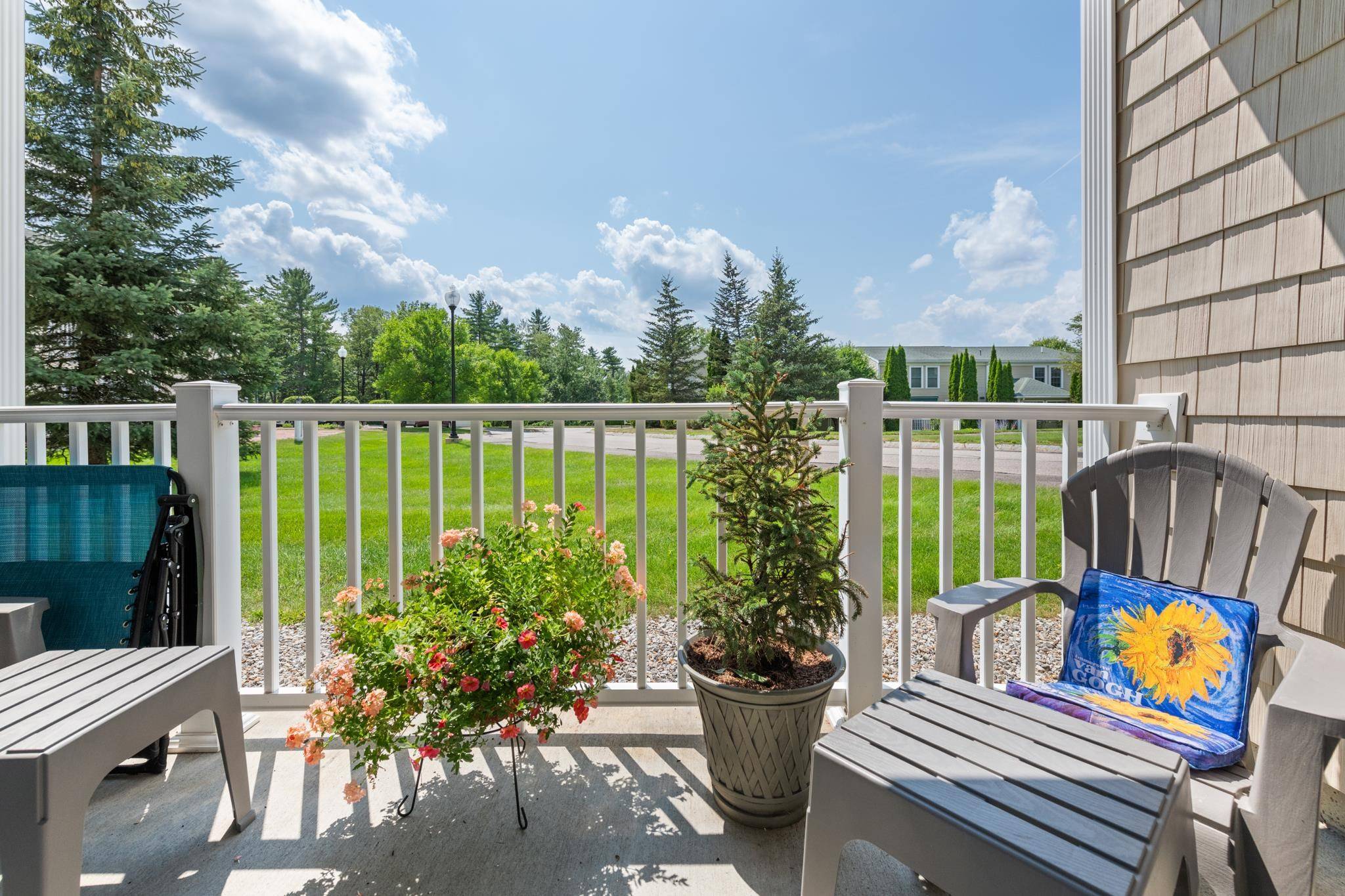 Meredith, NH 03253,3 Abbey LN #4