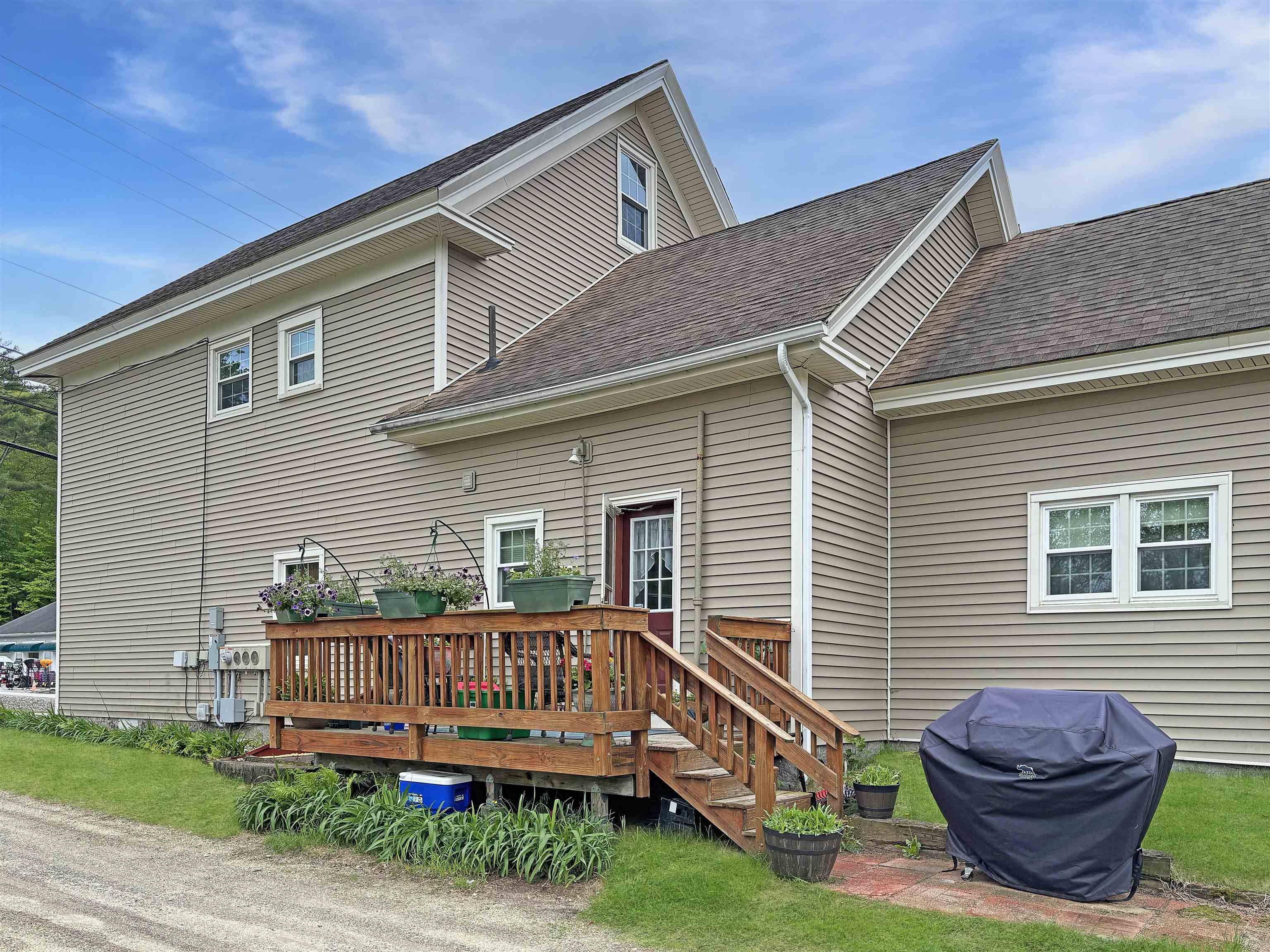 Bristol, NH 03222,837 Lake ST