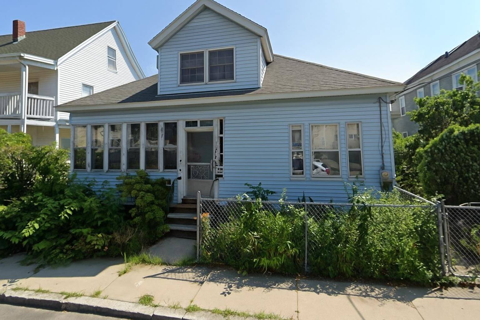 Nashua, NH 03060-6429,146 1/2 Chestnut ST