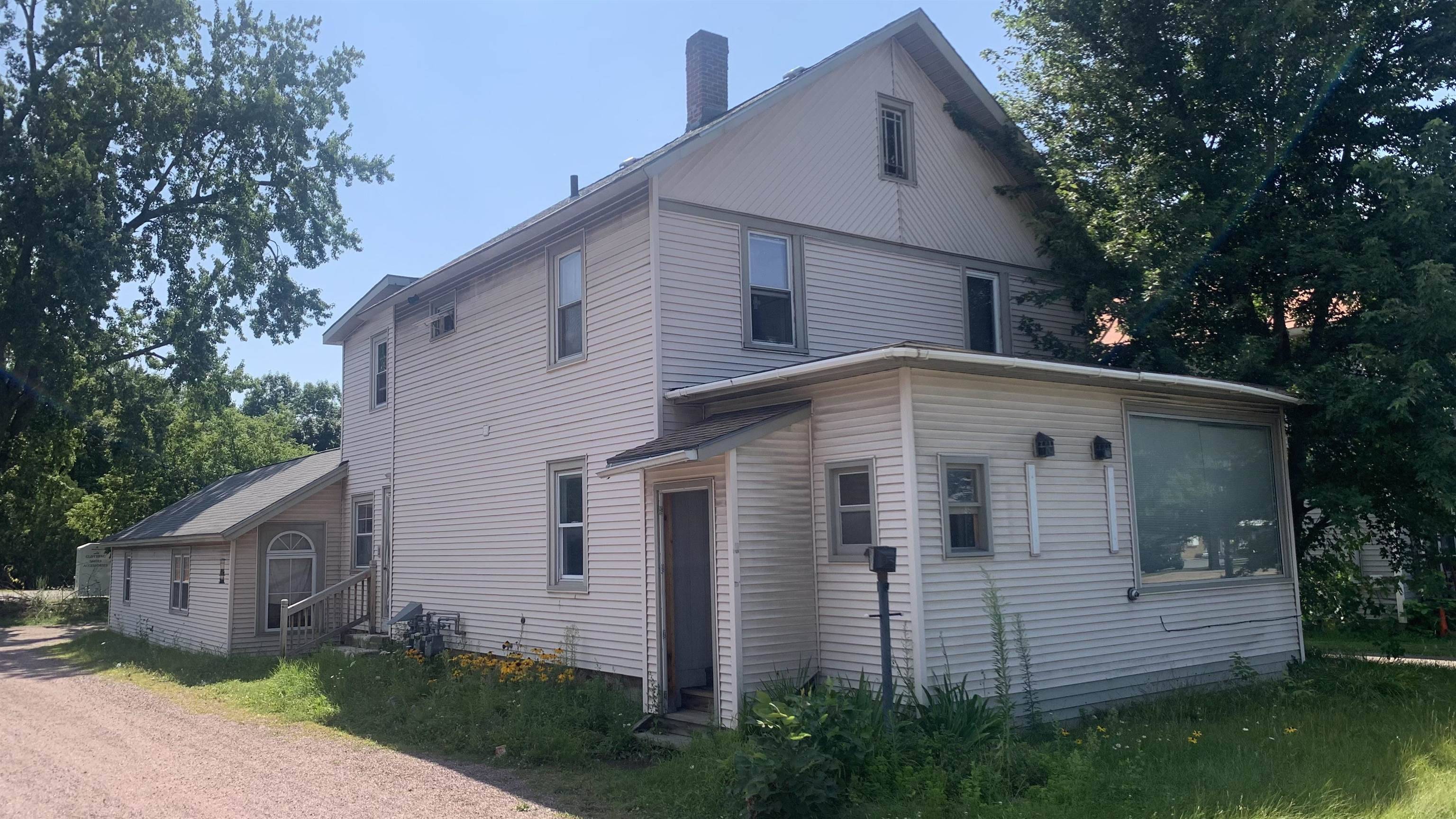 Essex, VT 05452,86 Pearl ST