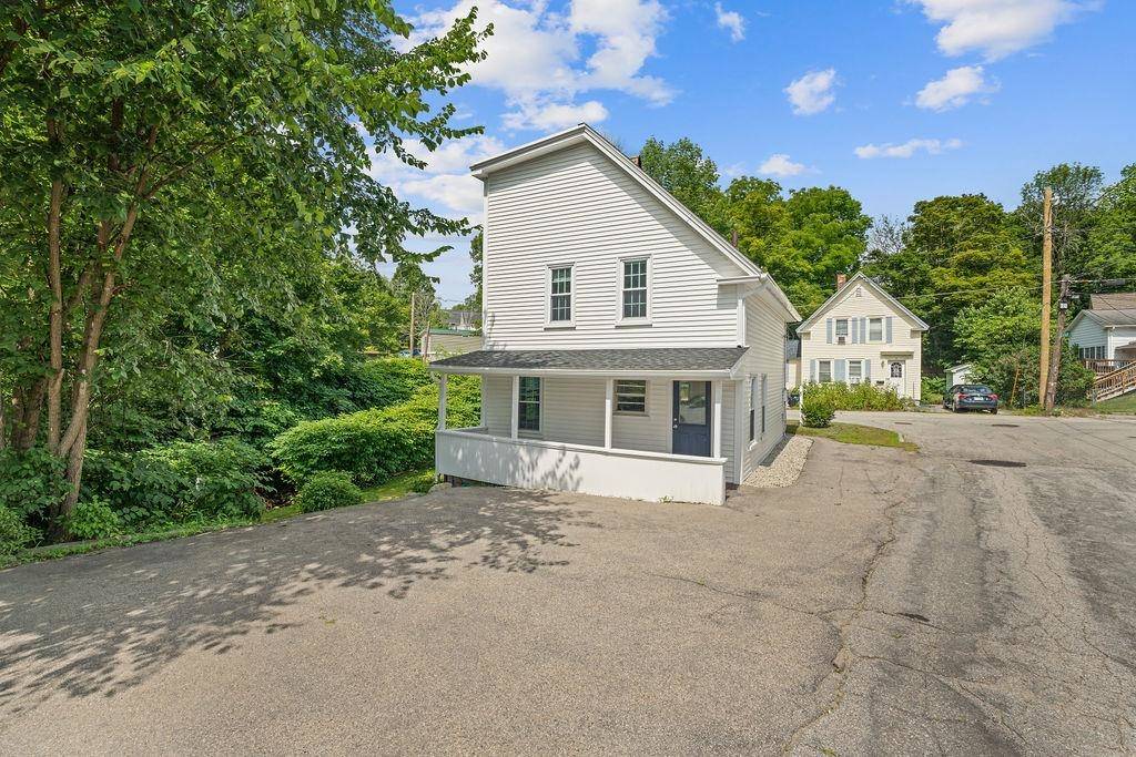 Farmington, NH 03835,11 Bunker ST