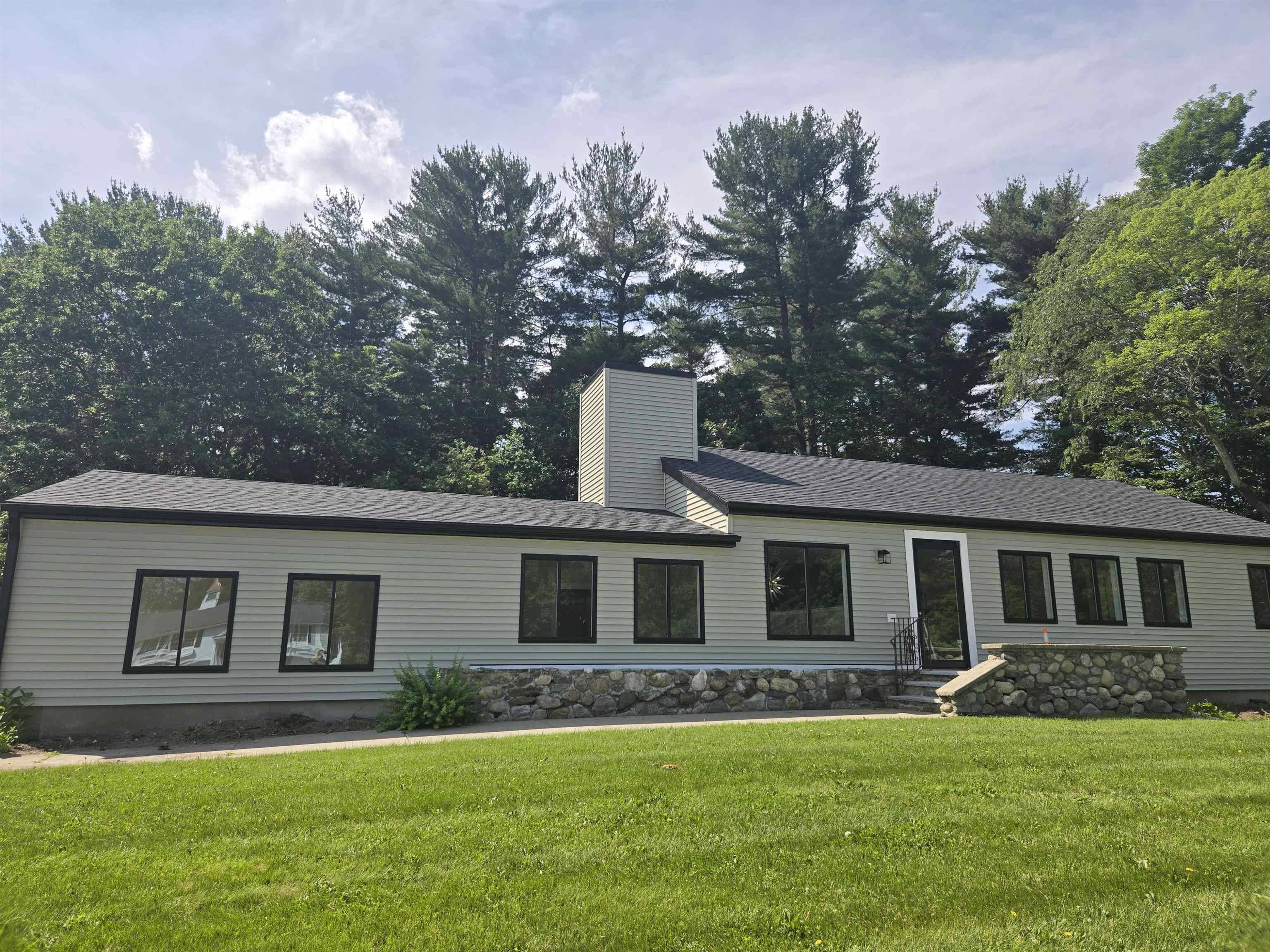 Londonderry, NH 03053,88 Nashua RD ##A 1