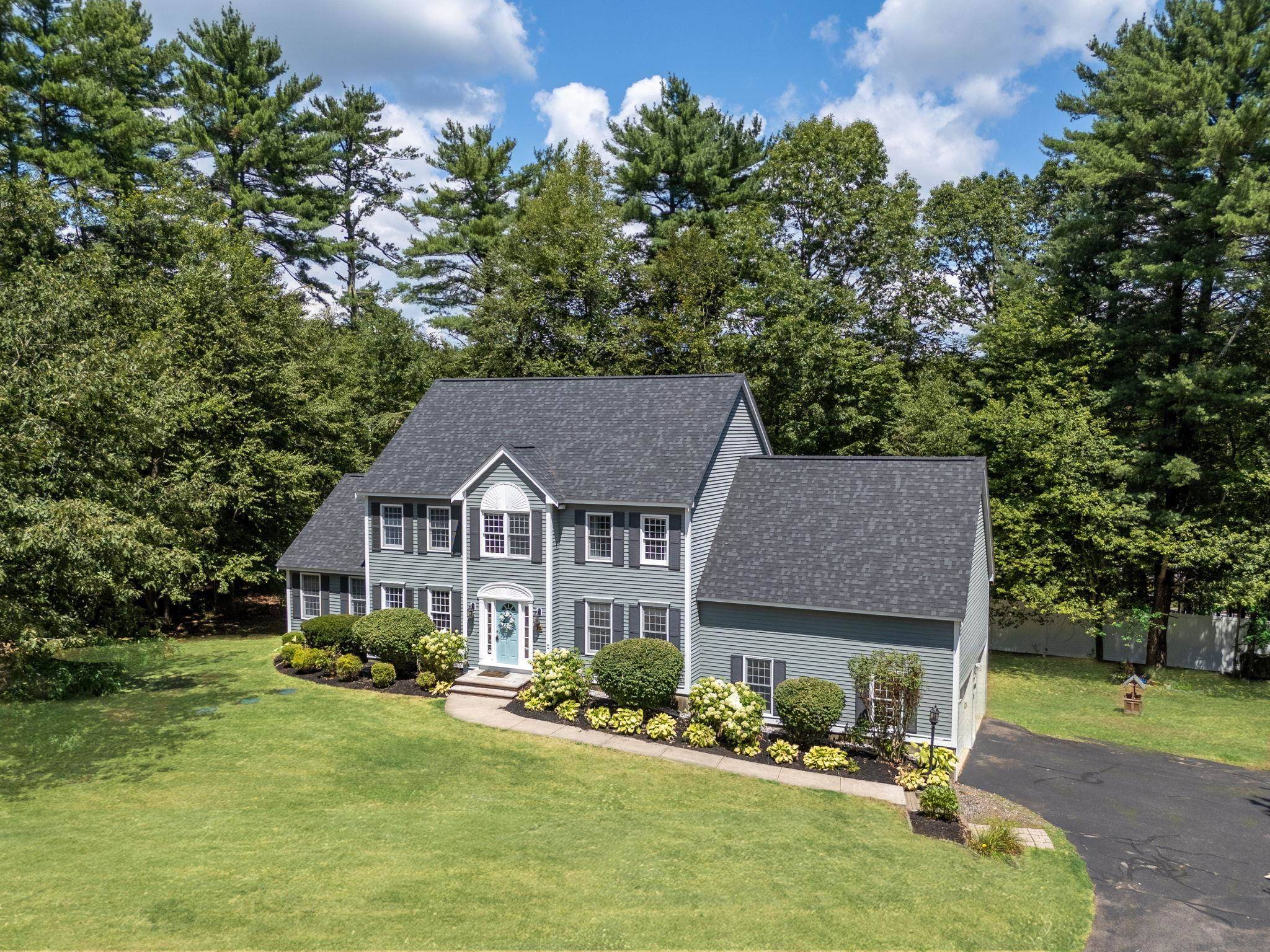 Hampton, NH 03842,14 Huntington PL